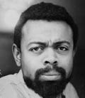 After arriving in Greenwich Village in 1957, LeRoi Jones quickly entered the artistic circle around Gregory Corso, Allen Ginsberg, and Jack Kerouac. By 1965, however, Jones had renounced his status as “die schwartze Bohemien” among these beat luminaries. Jones’s relocation to Harlem marked his adoption of a separatist politics. Photograph by Leroy McLucas, 1960. Courtesy Photographs and Prints Division, Schomburg Center for Research in Black Culture, The New York Public Library, Astor, Lenox, and Tilden Foundations. 
