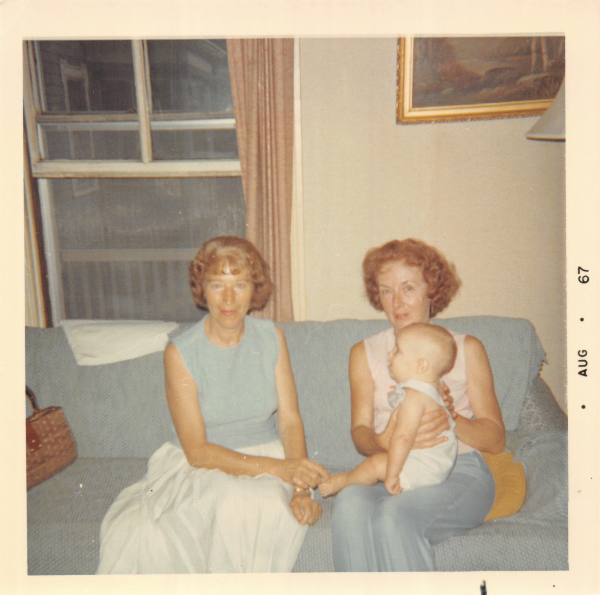 1967_10_b.jpg