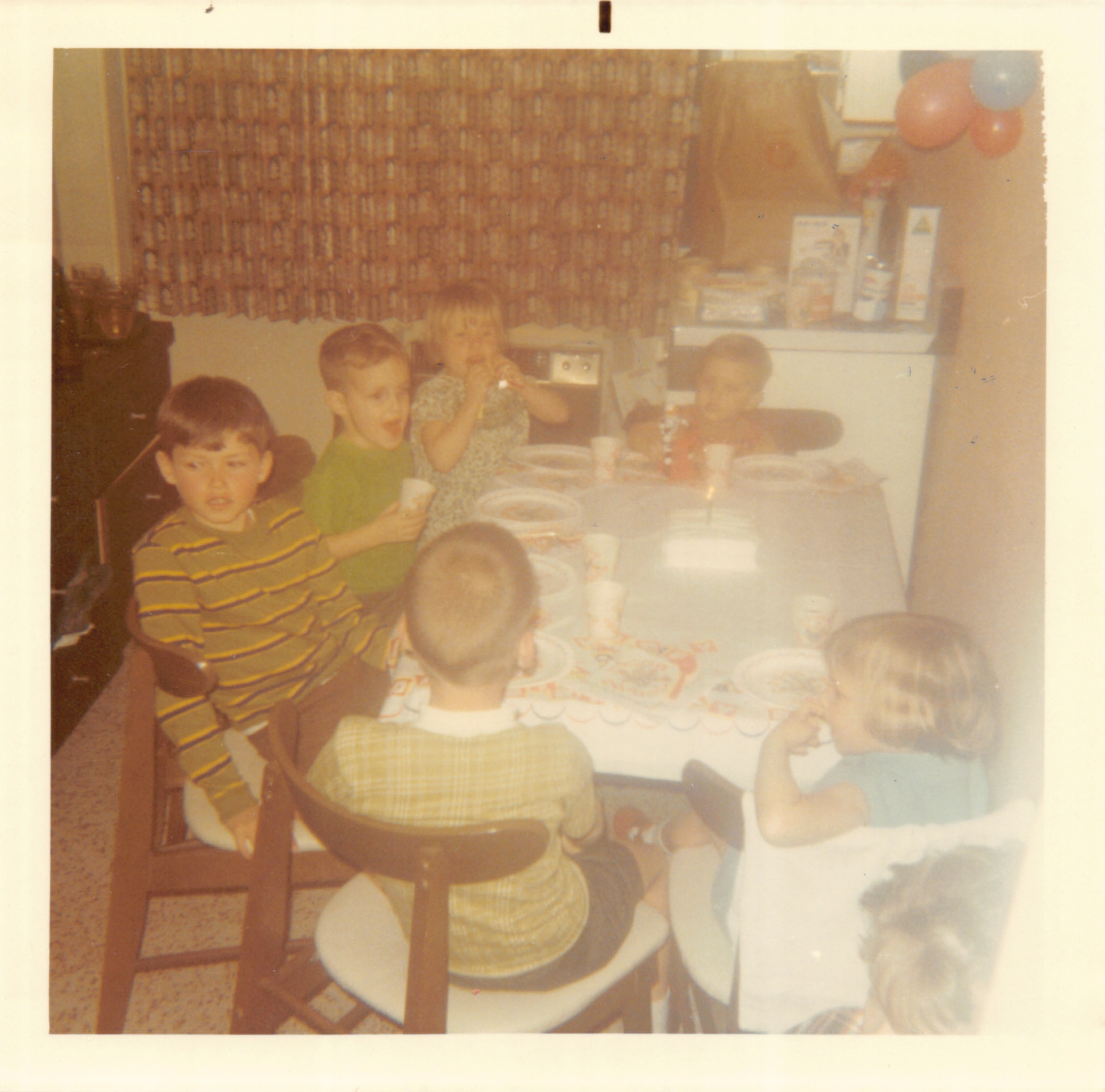 1969_12_016.jpg