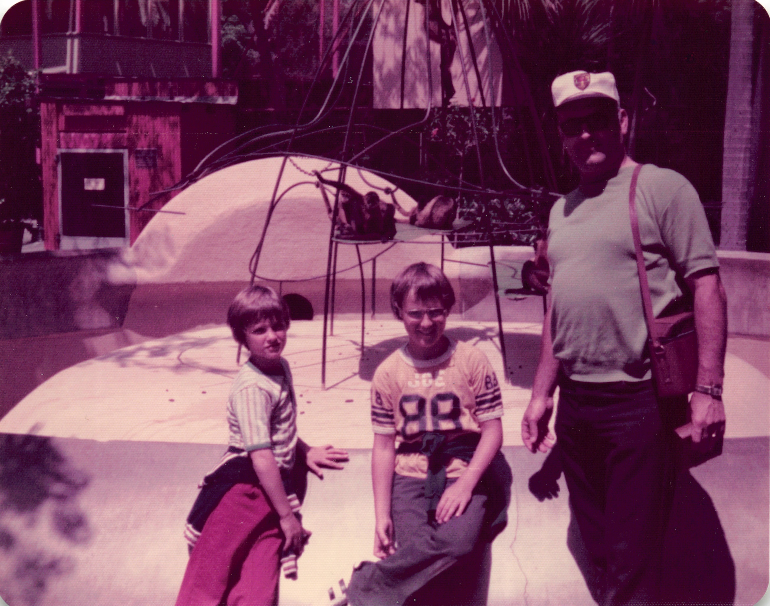 1975_030.jpg