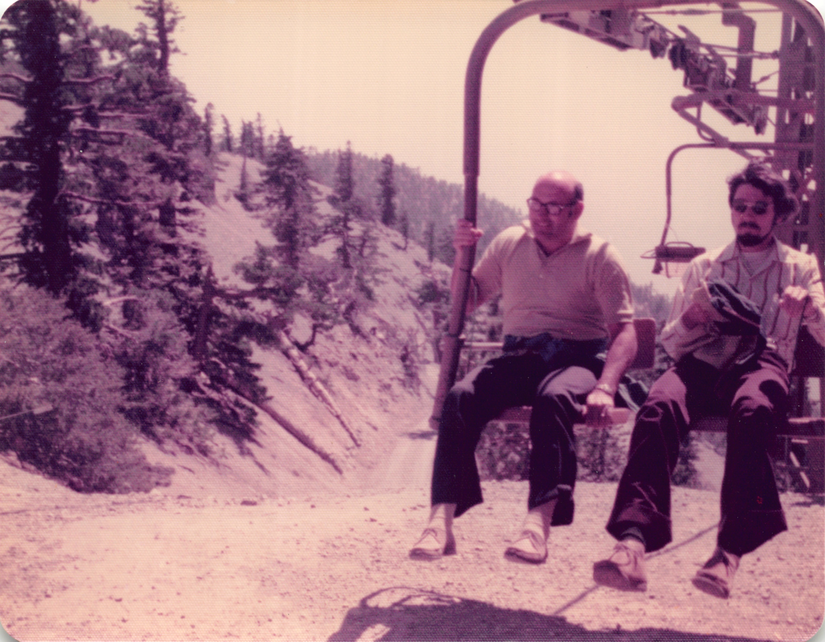 1975_051.jpg