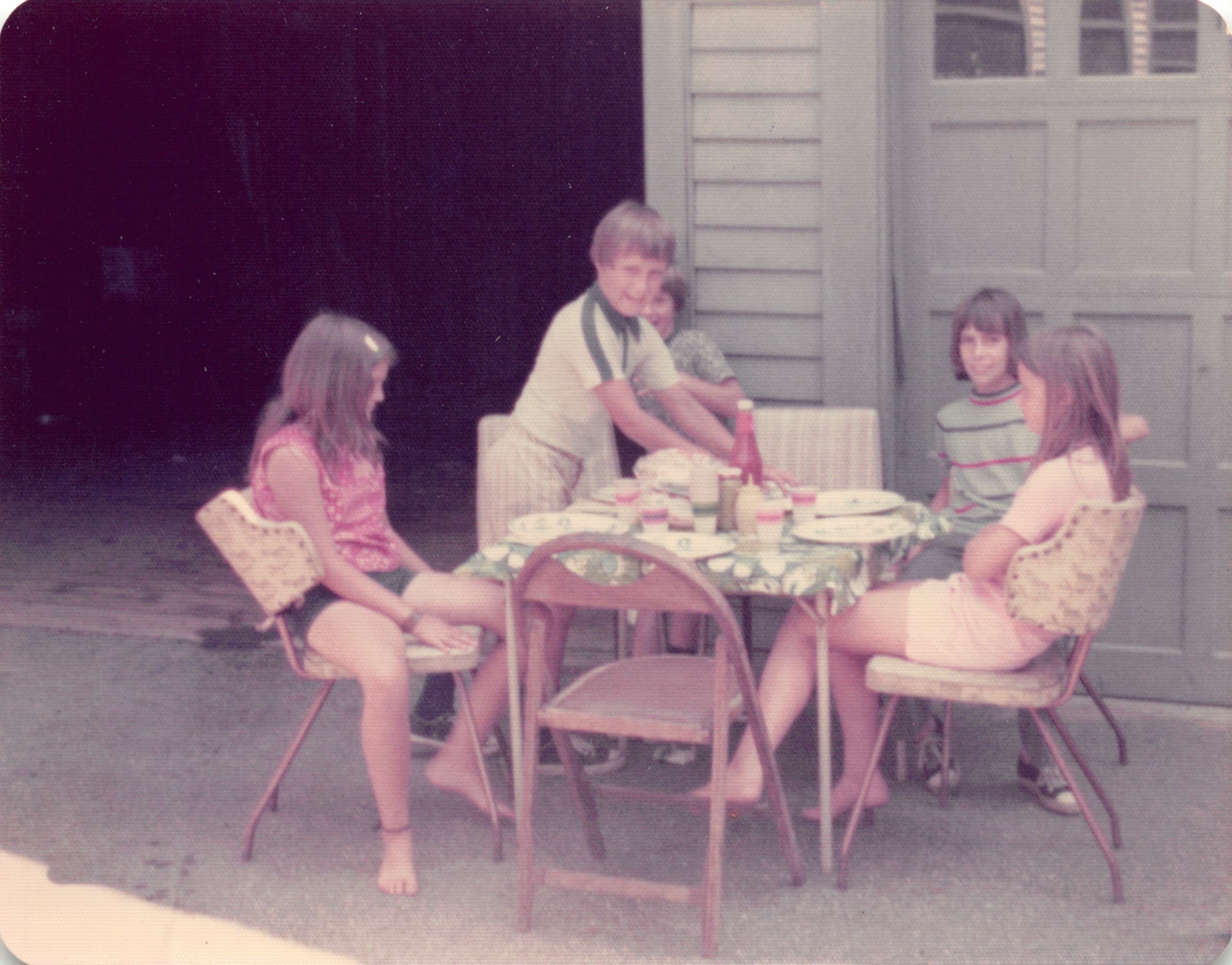 1975_072.jpg