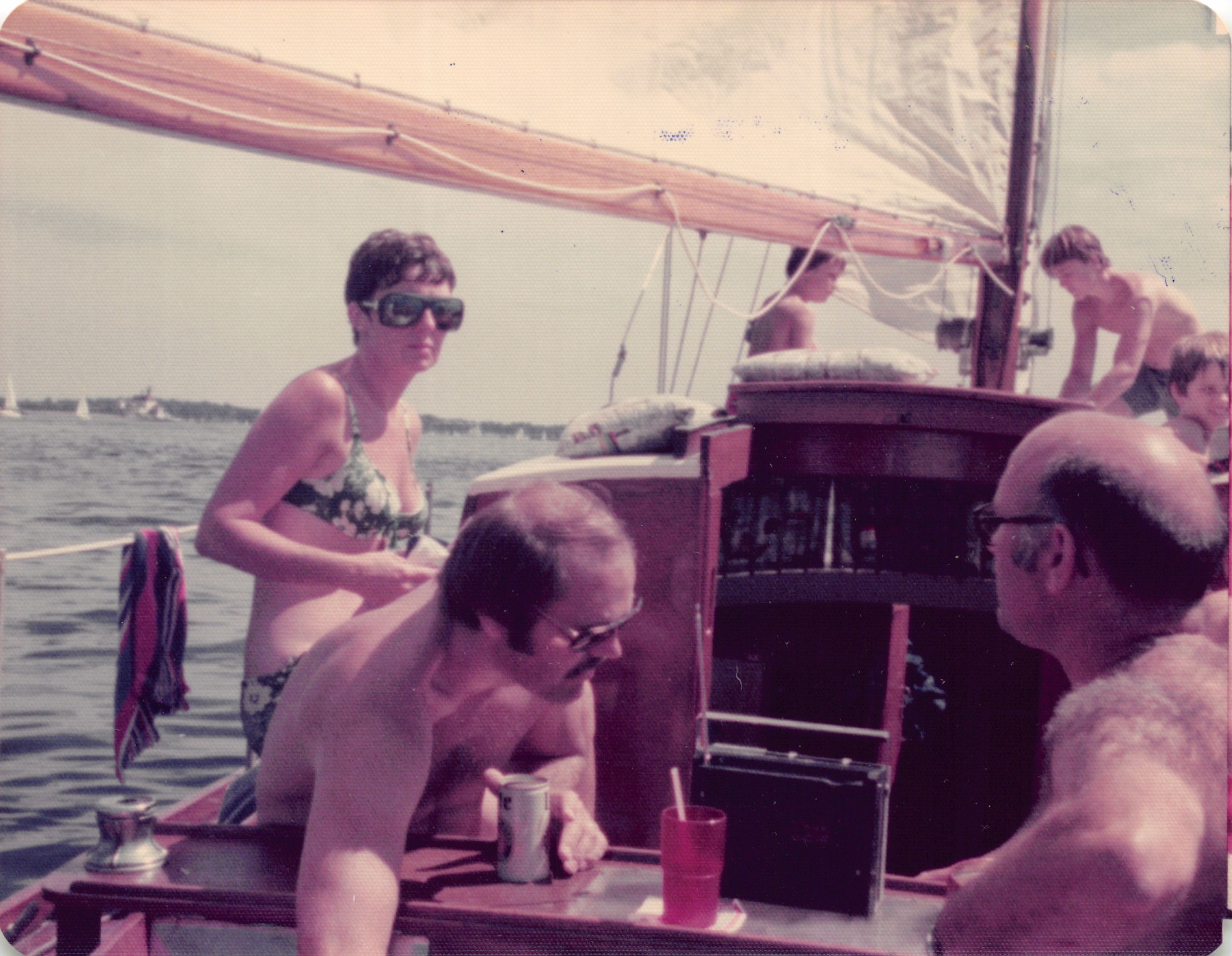 1975_093.jpg