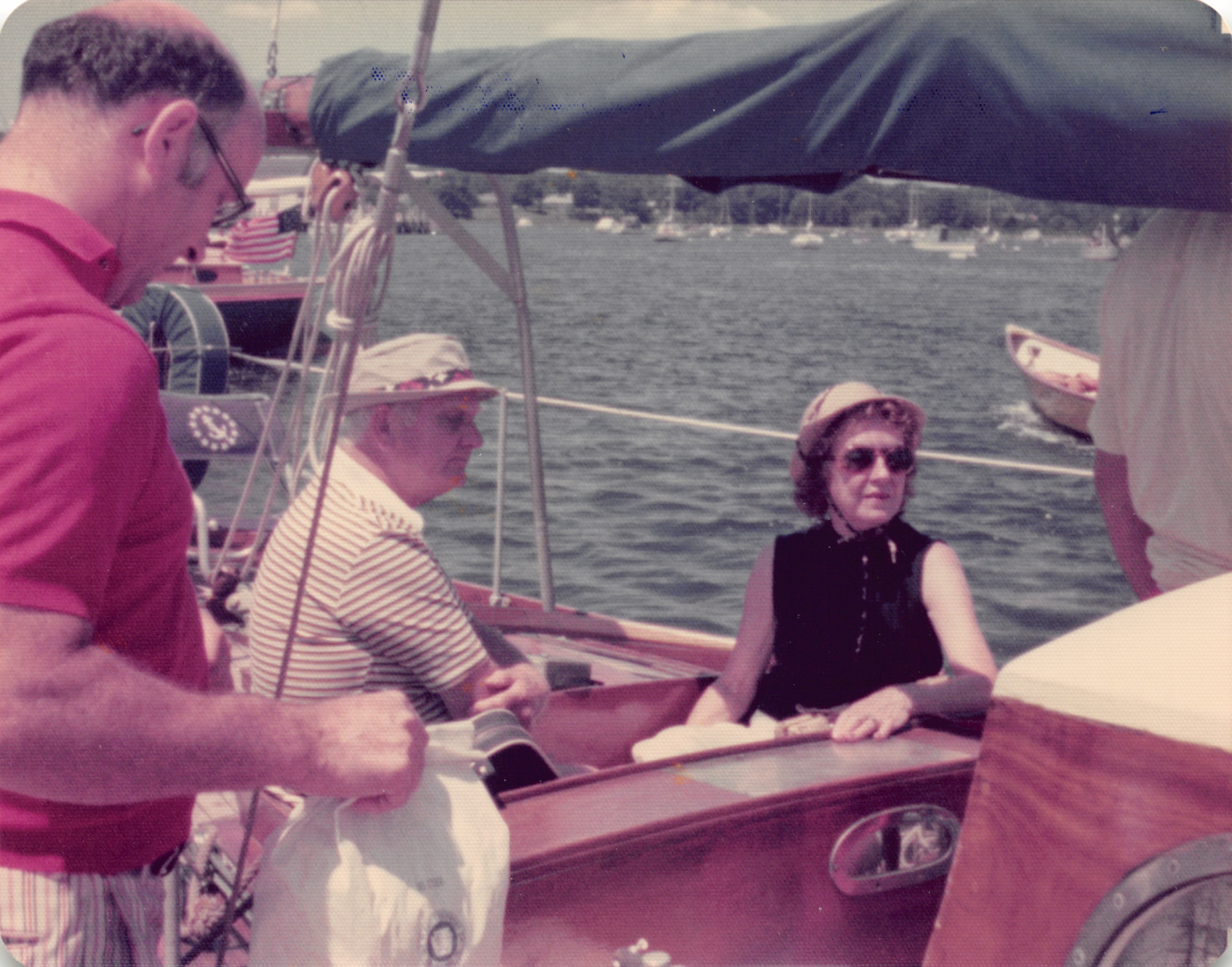 1975_097.jpg