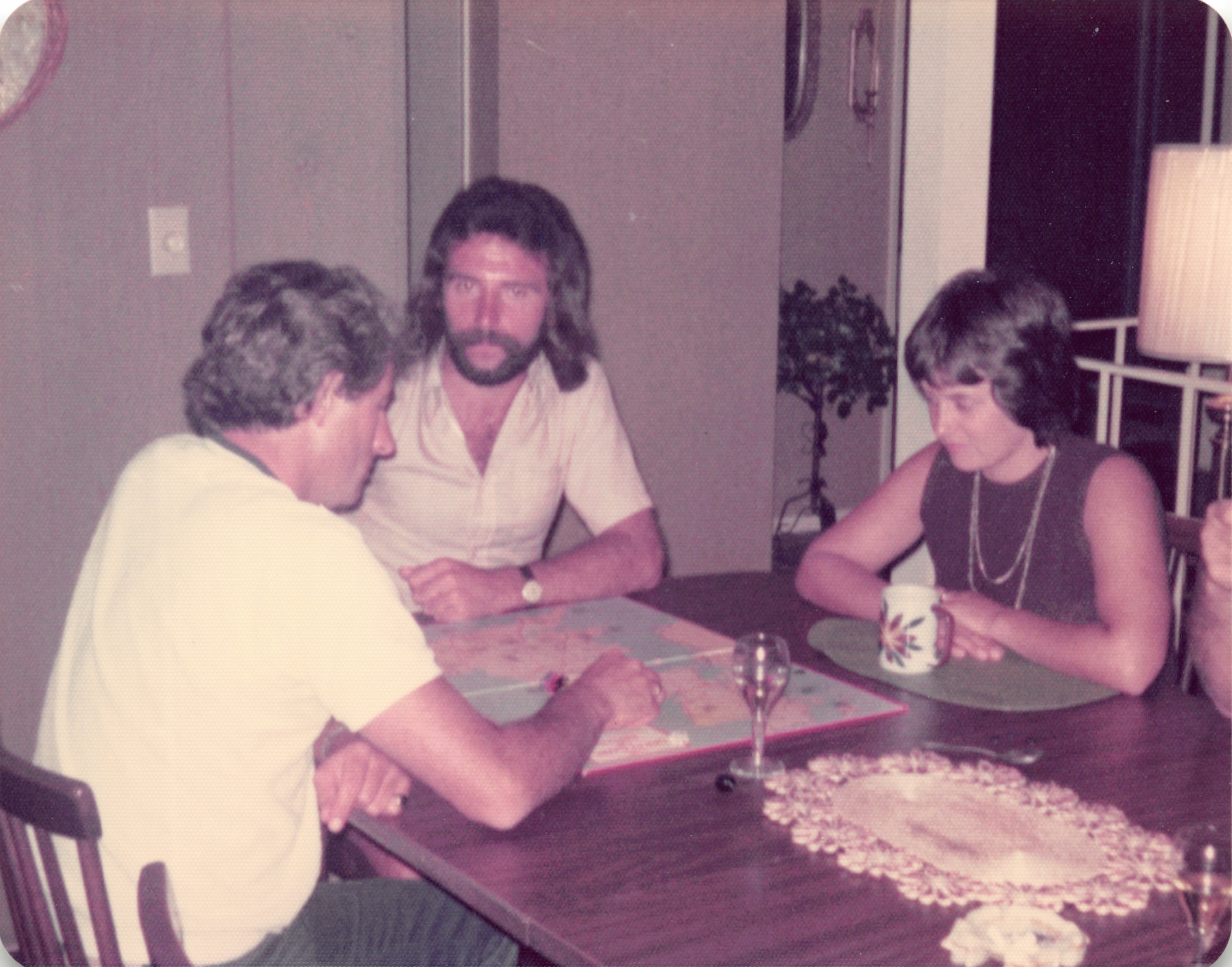 1975_105.jpg