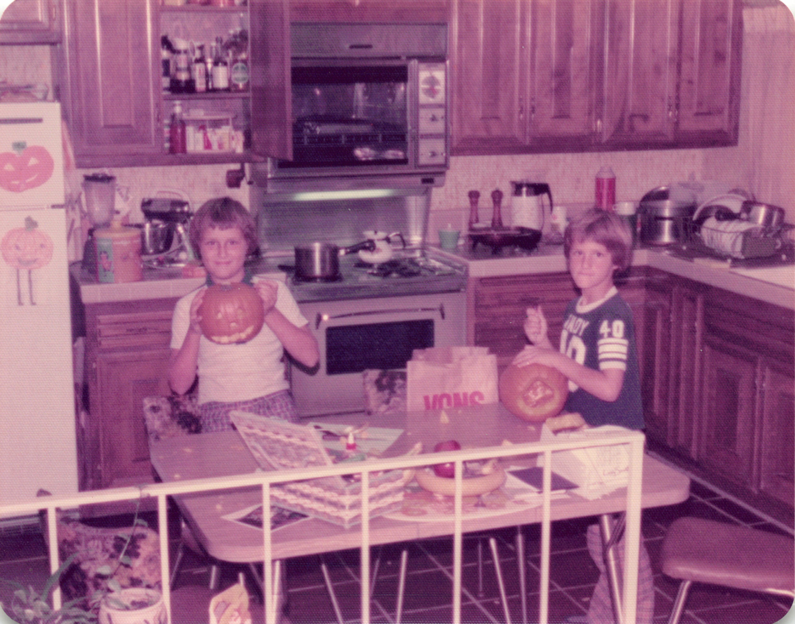 1975_166.jpg