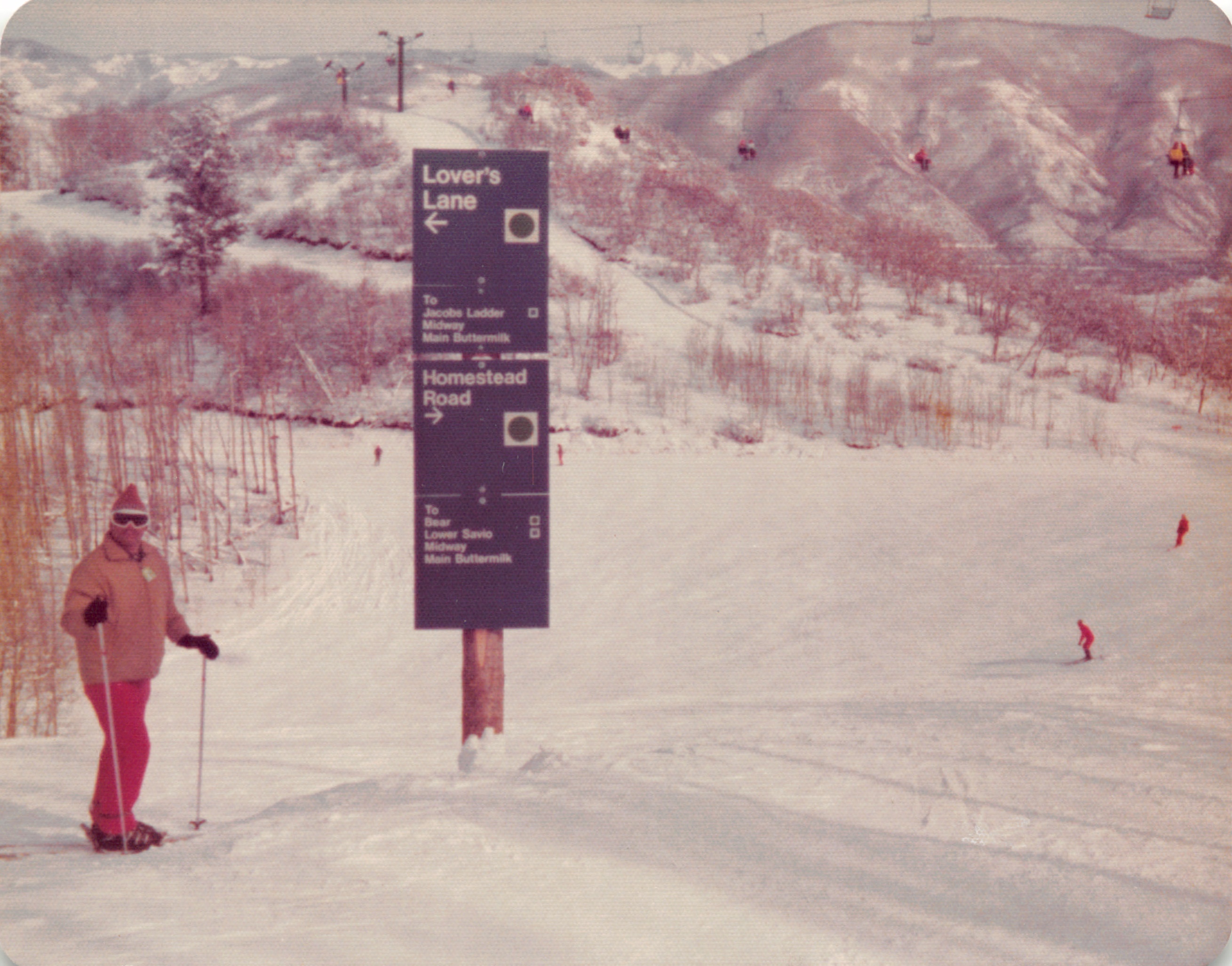 1975_253.jpg