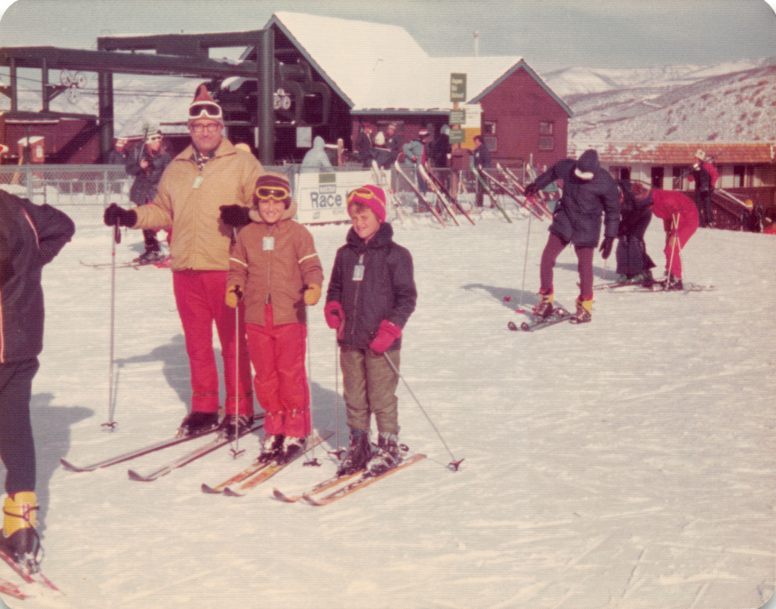 1976_01e.jpg