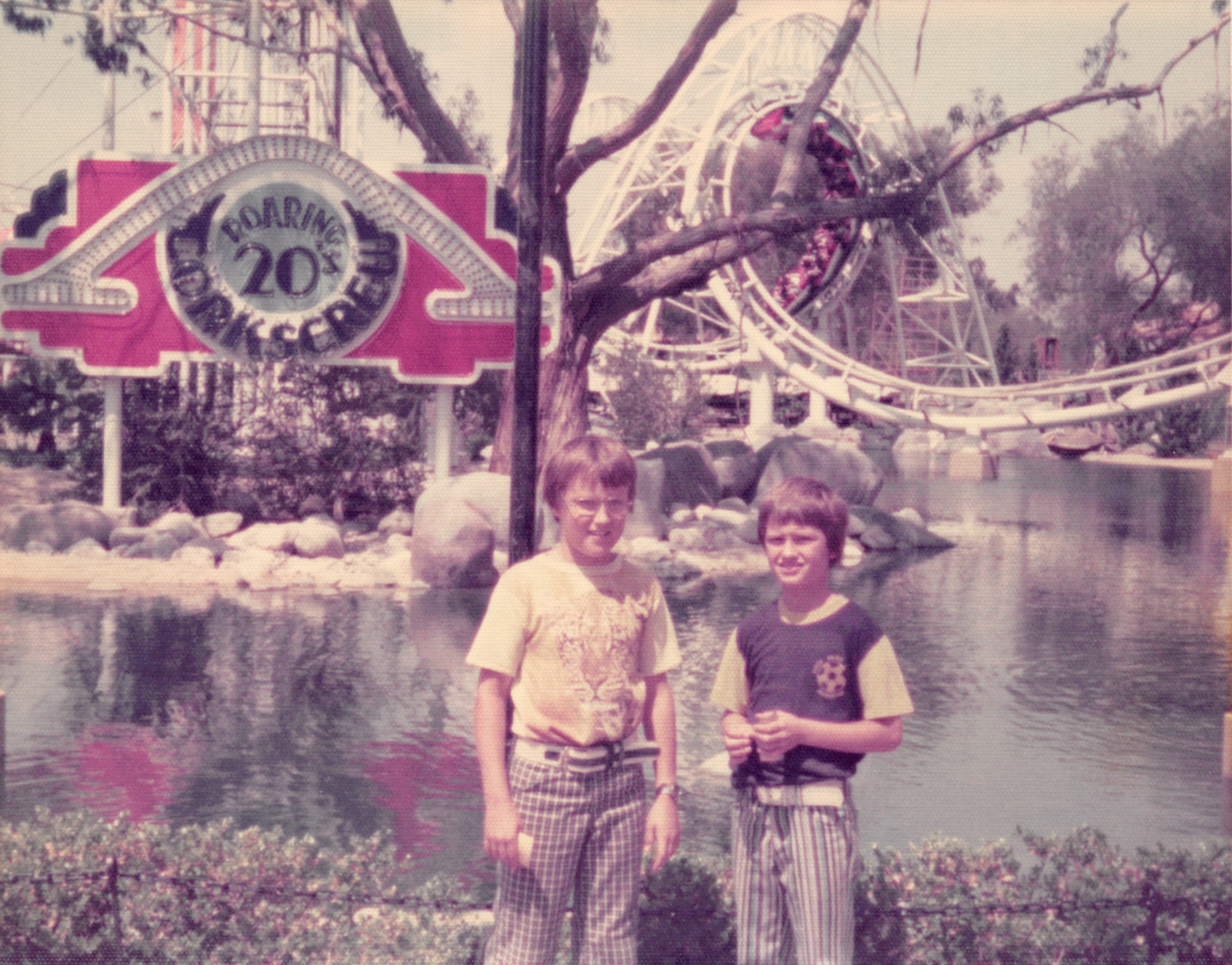 1976_006.jpg