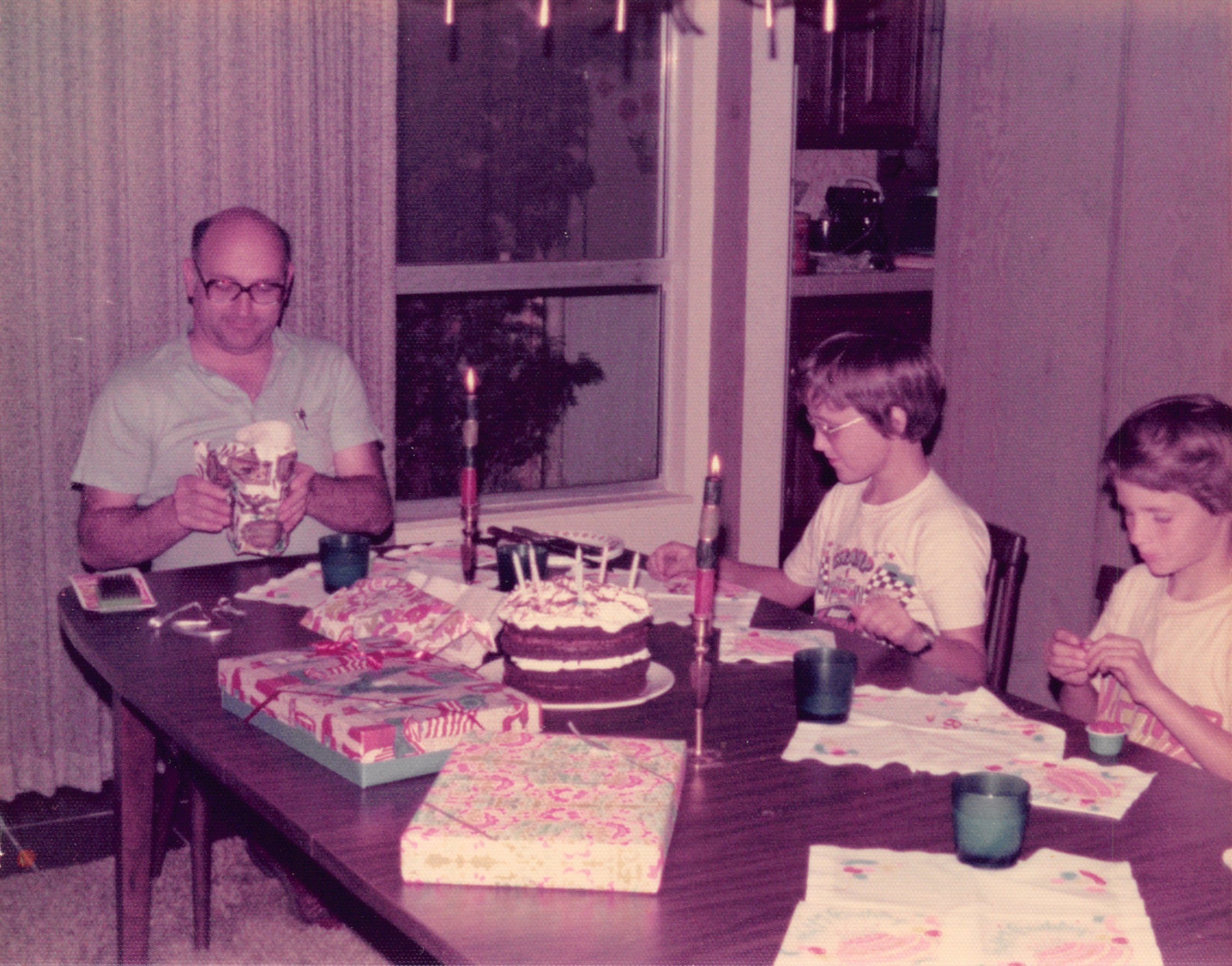 1976_01c.jpg