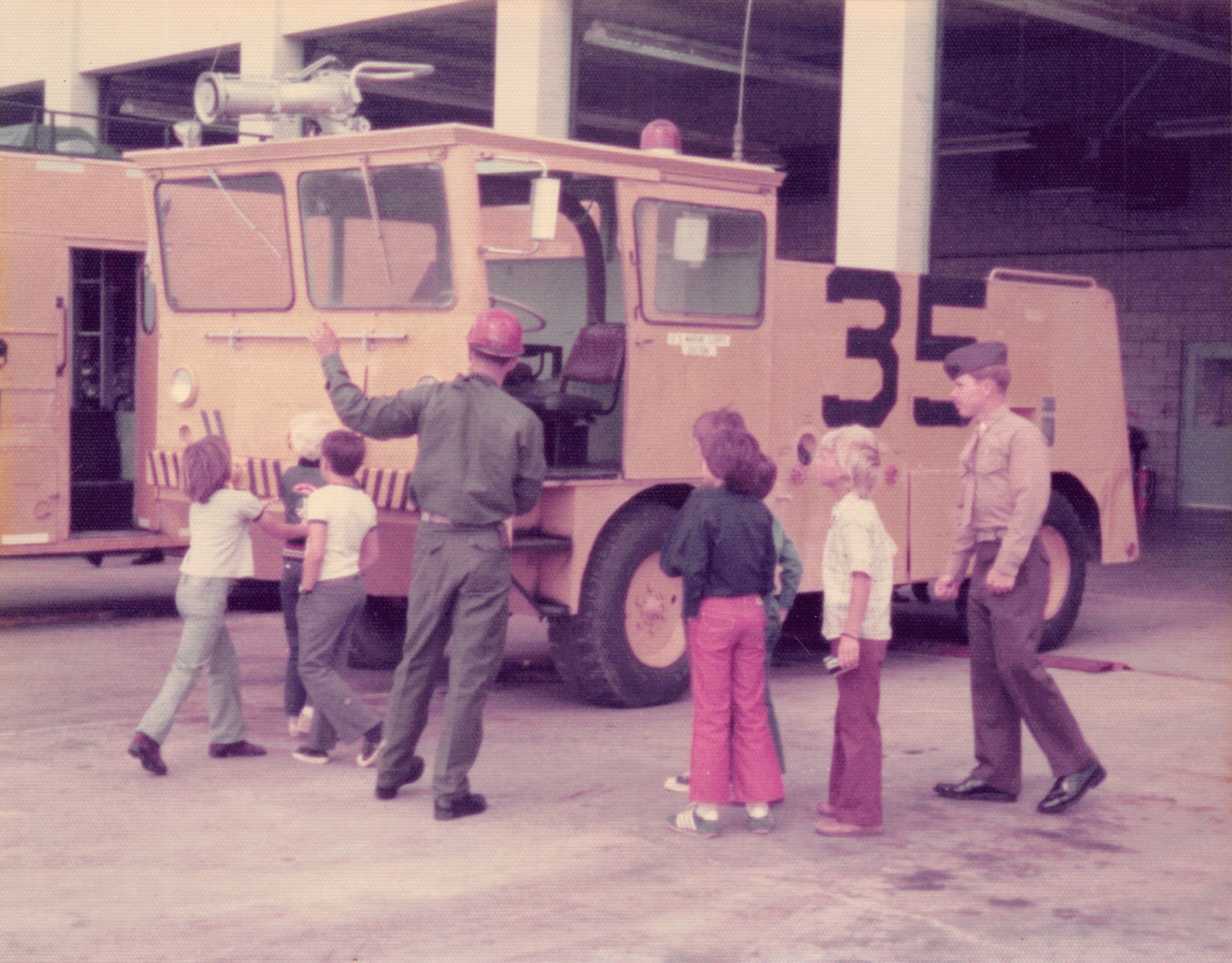 1976_028.jpg