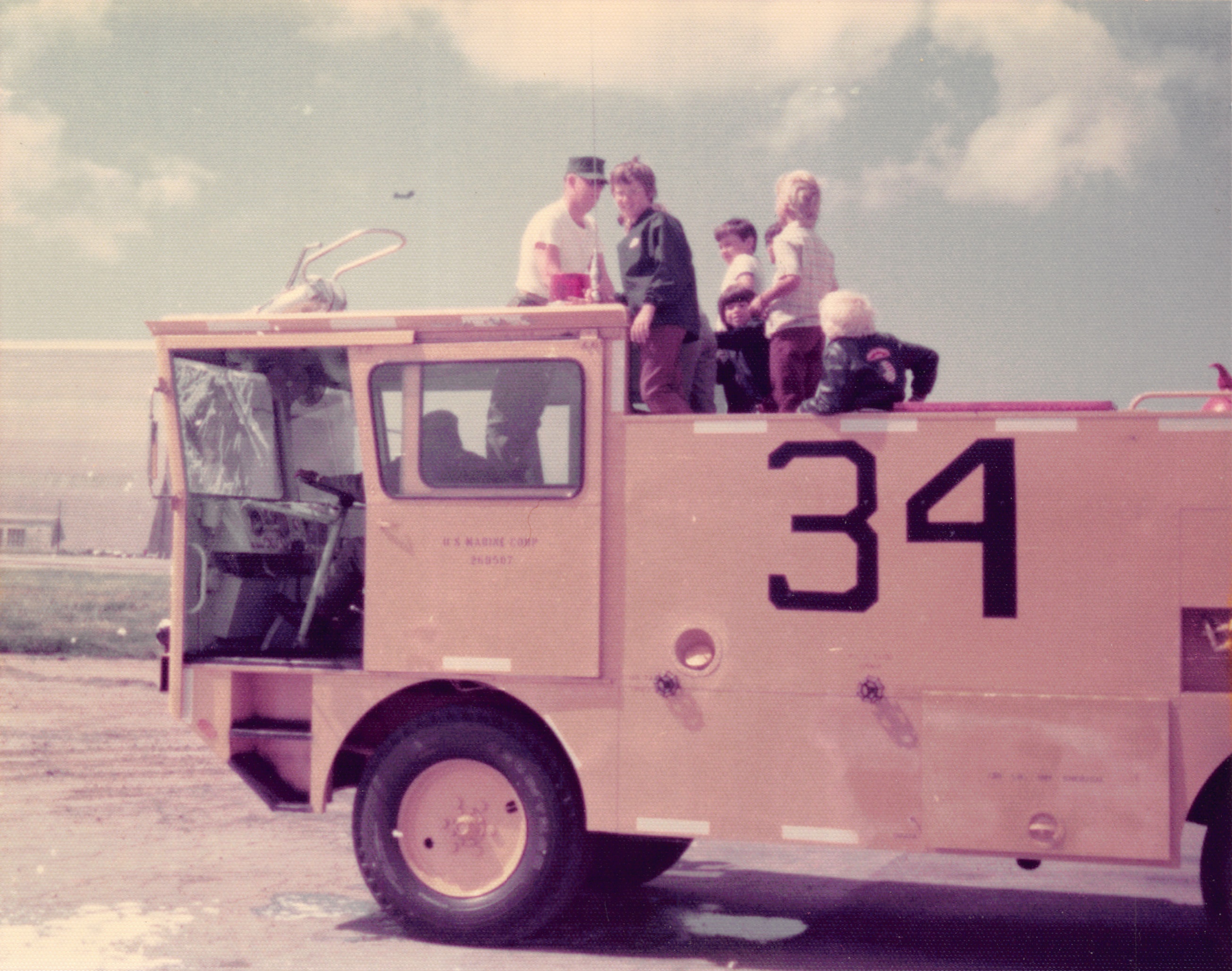 1976_044.jpg