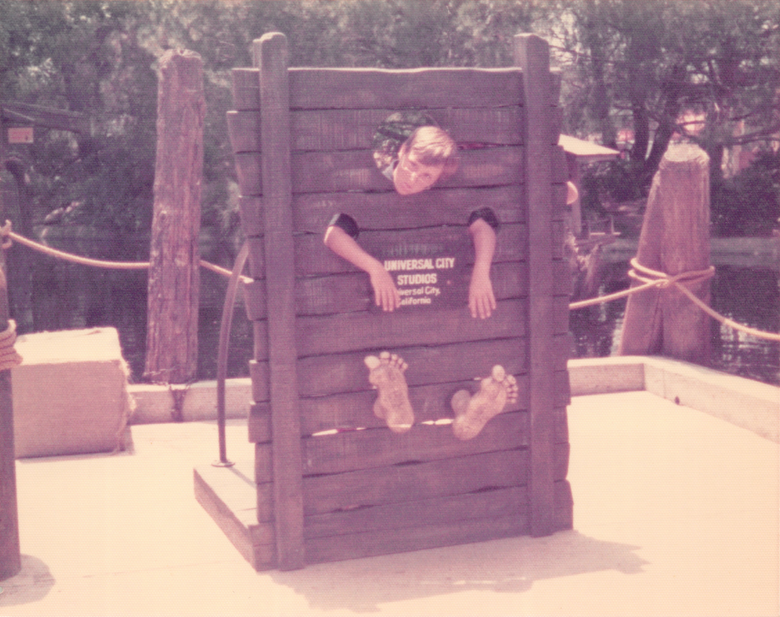 1976_055.jpg