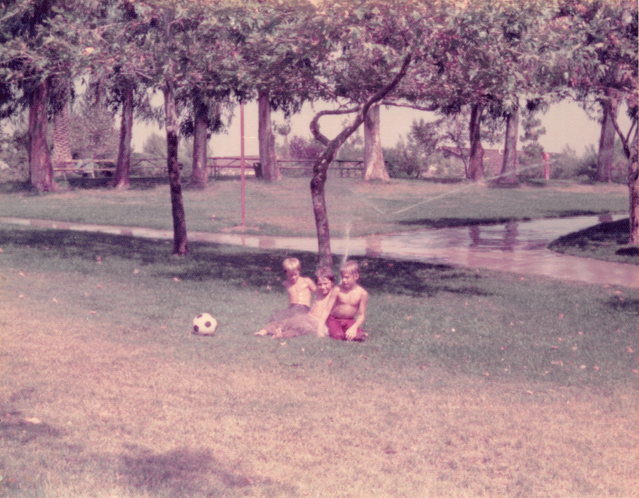 1976_072.jpg