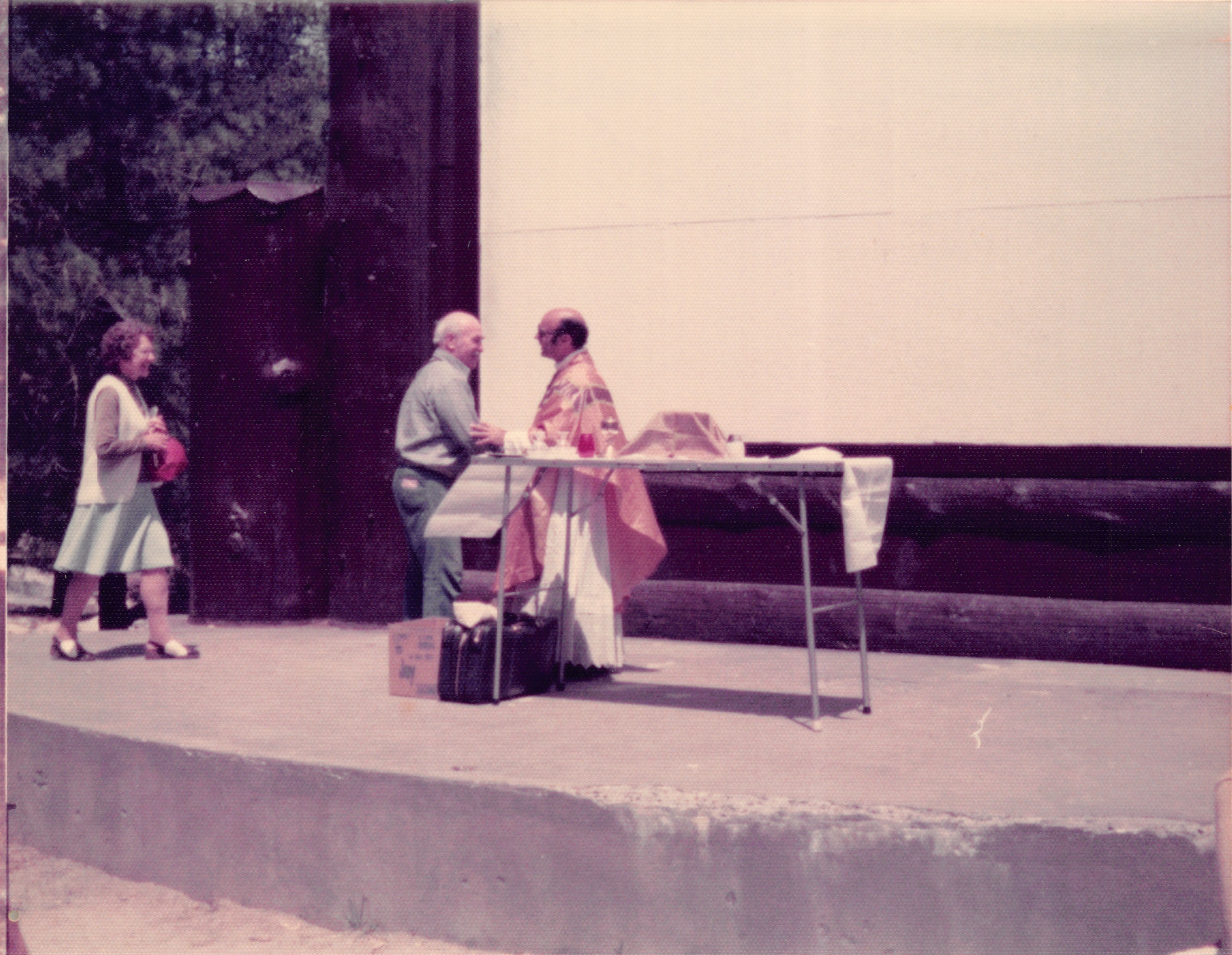 1976_088.jpg