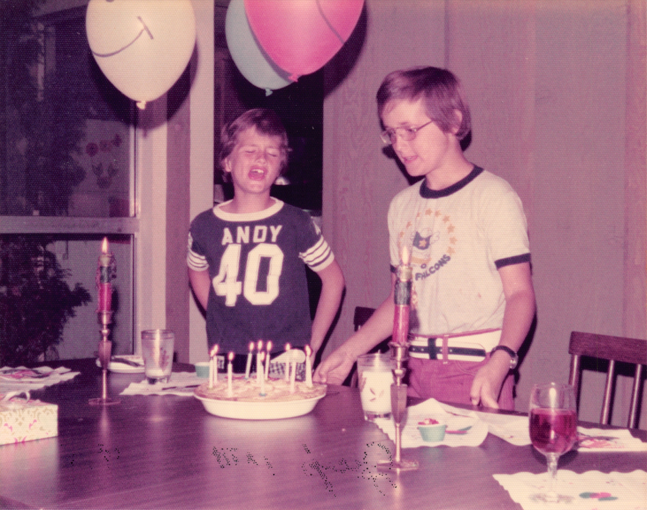 1976_0a.jpg