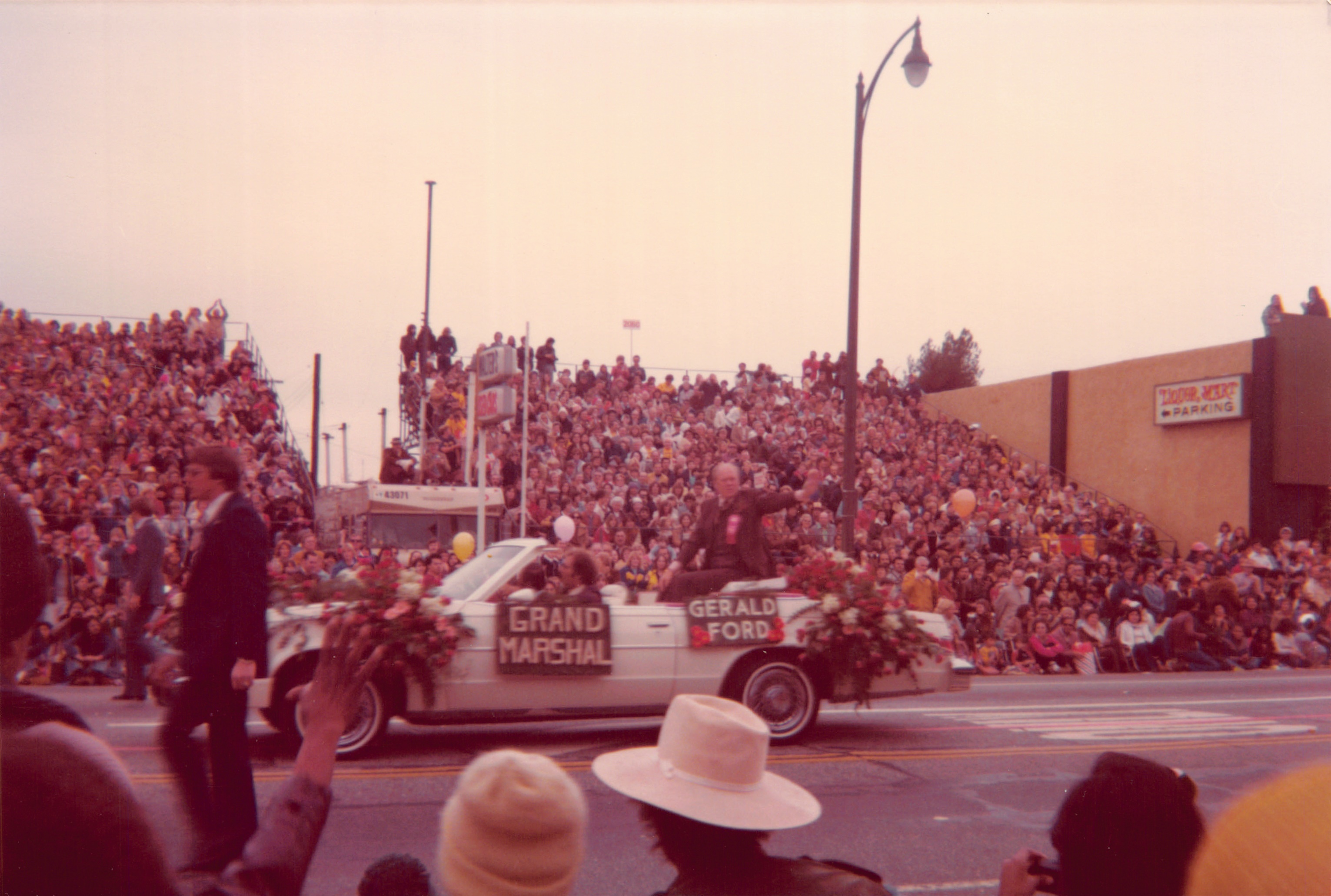 1976__.jpg