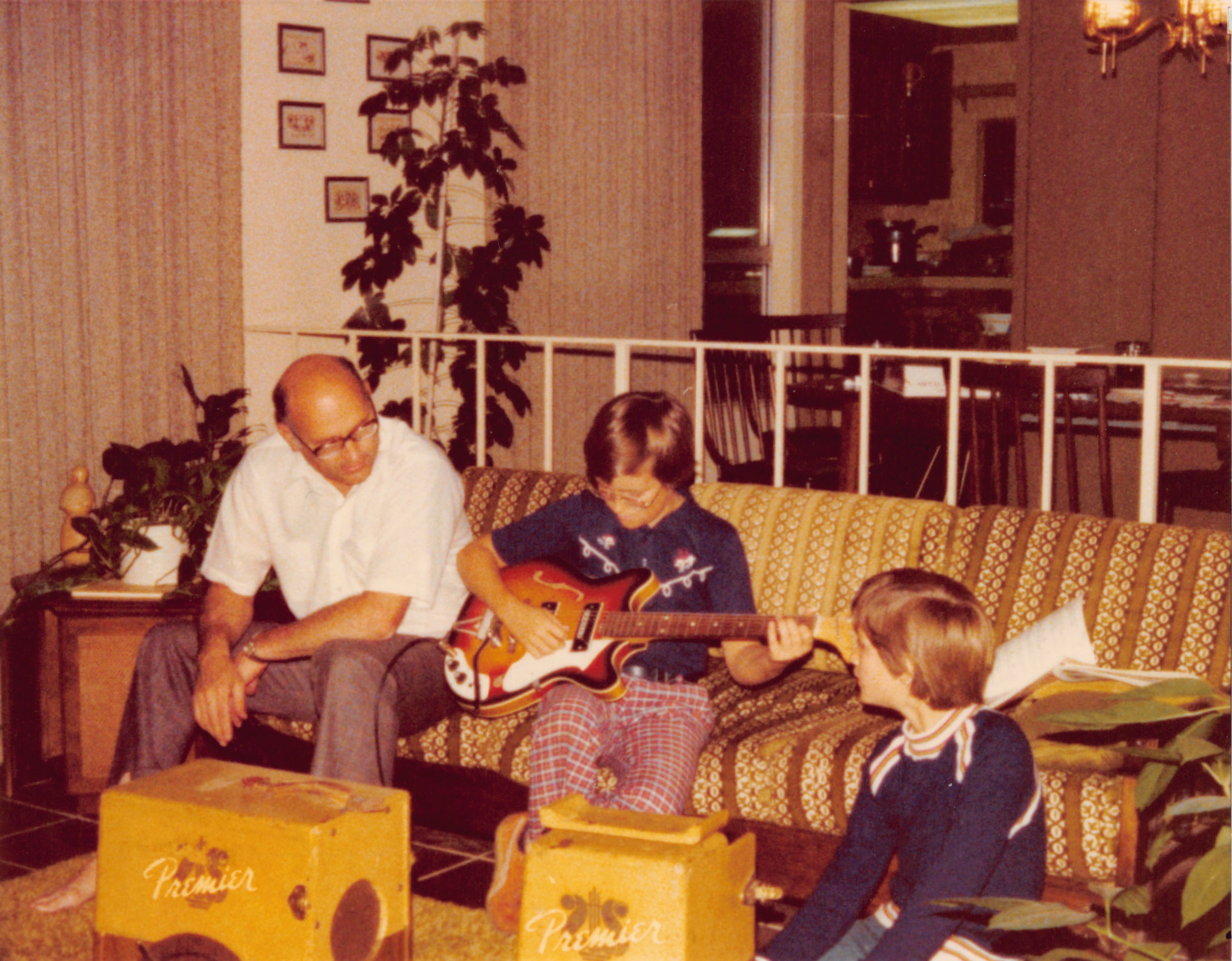 1977_028.jpg