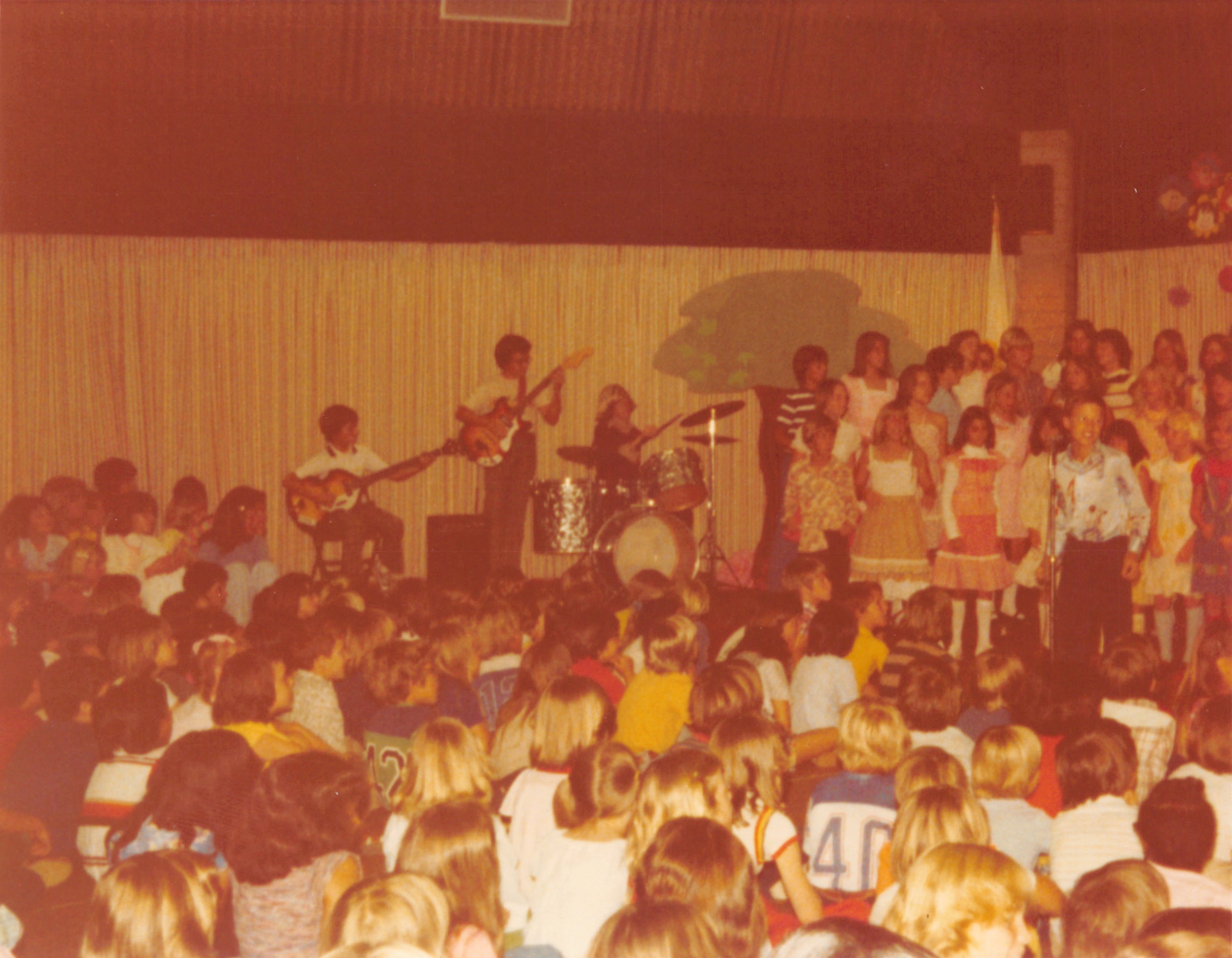 1977_053.jpg