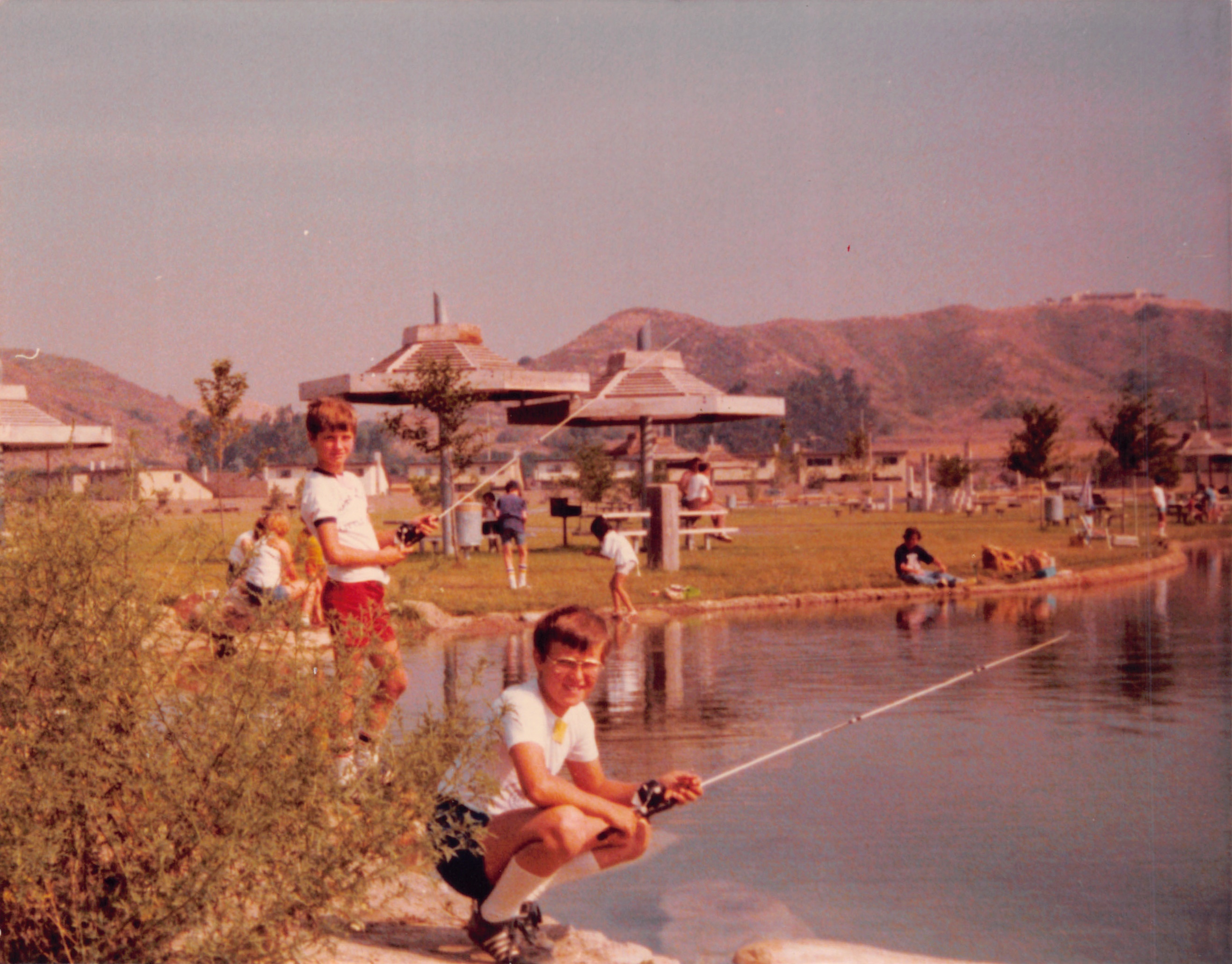 1977_066.jpg