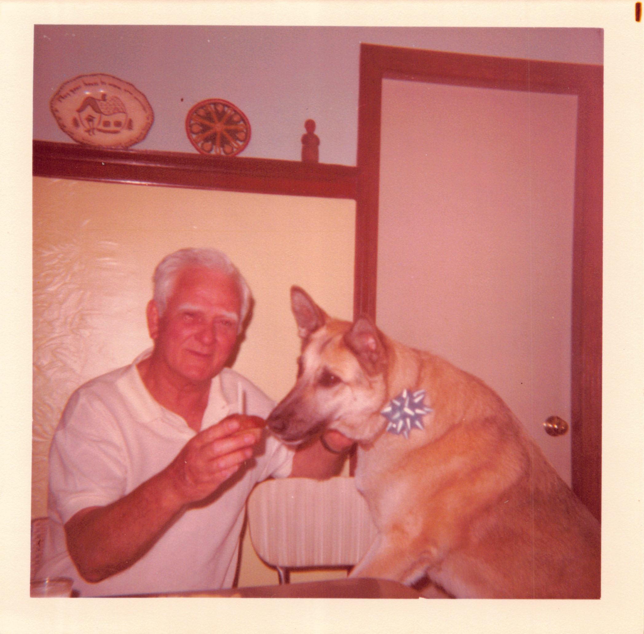 1977_082.jpg