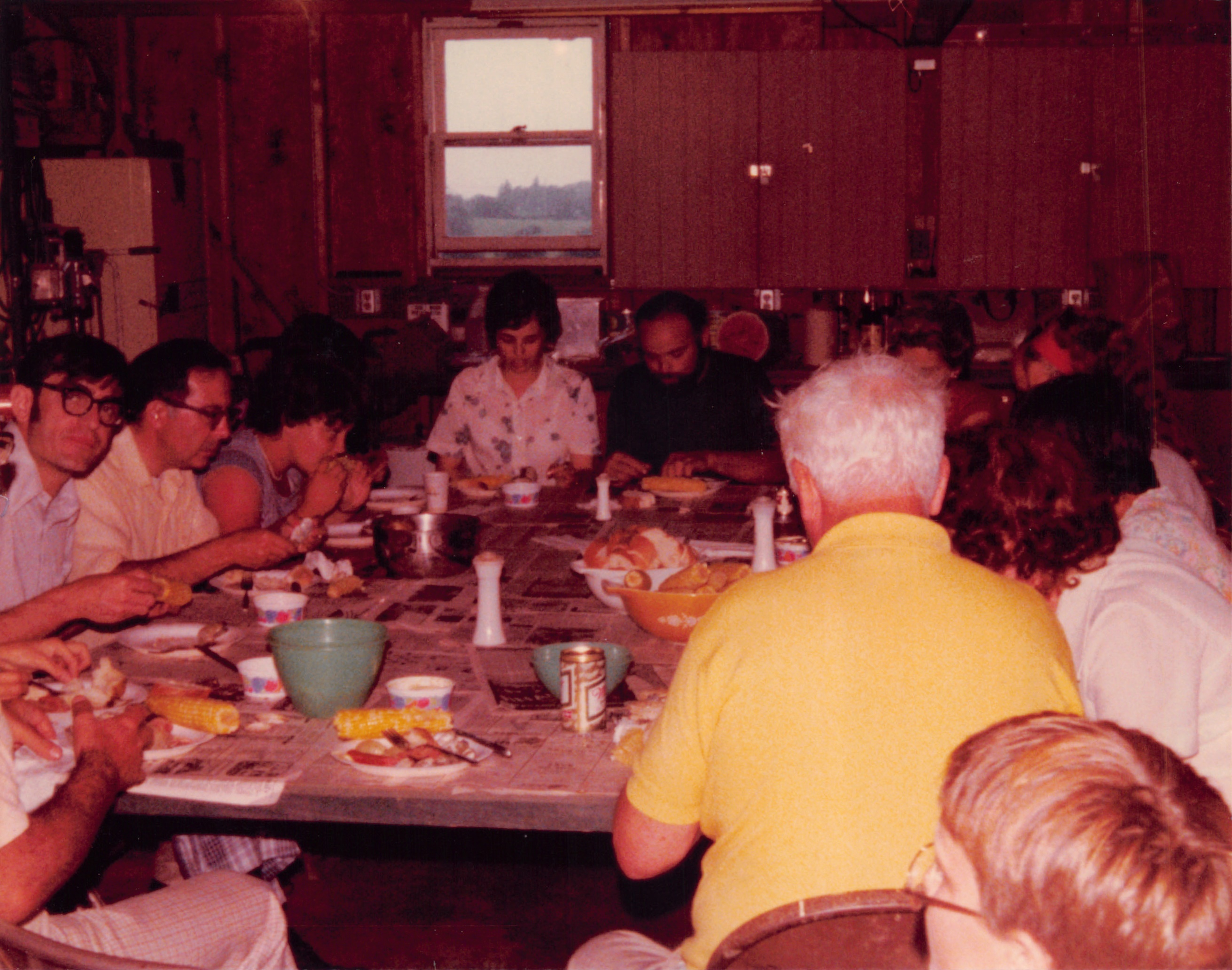 1977_105.jpg