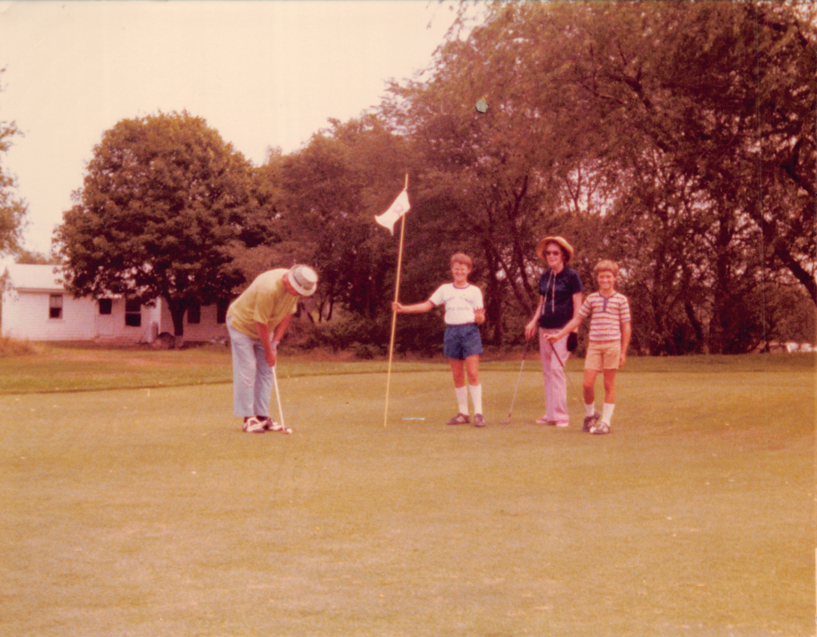 1977_110.jpg