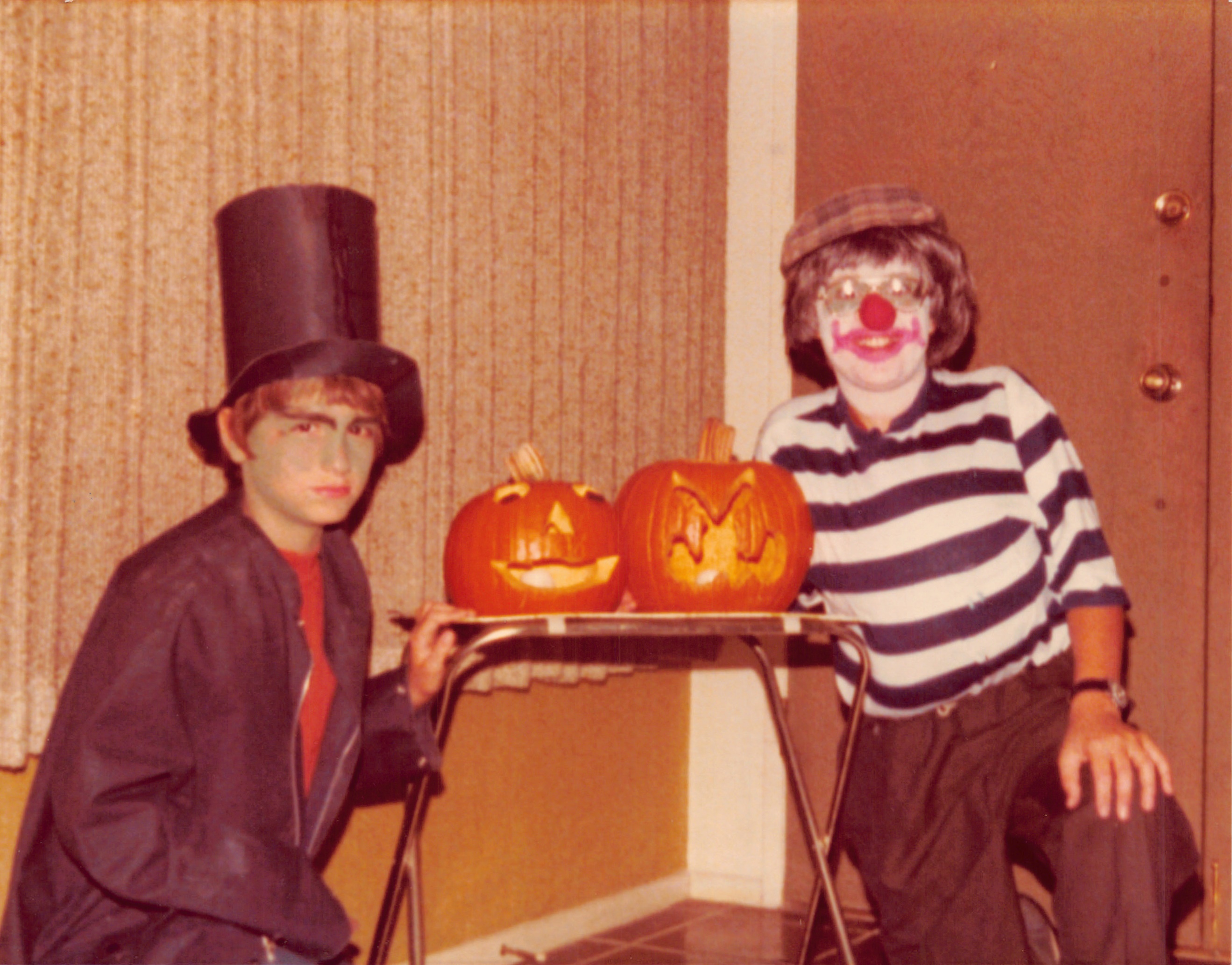 1977_144.jpg