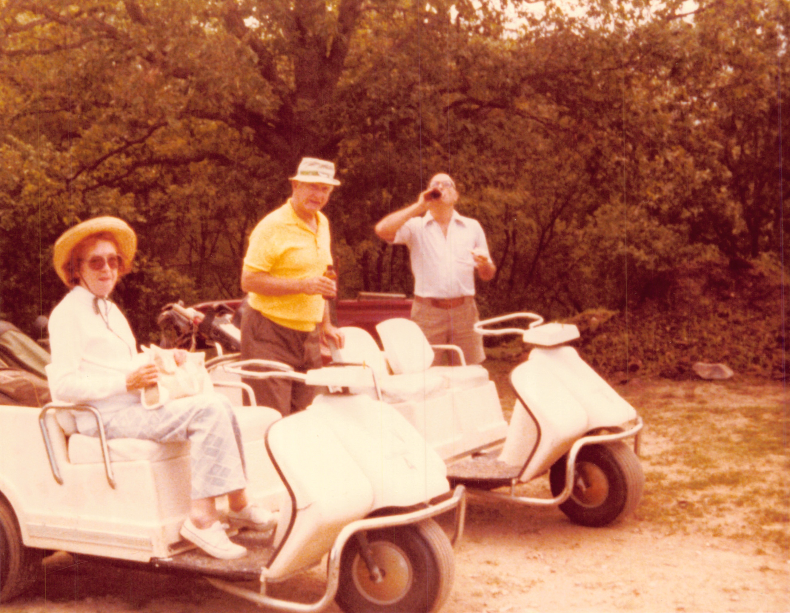 1979b_0107.jpg