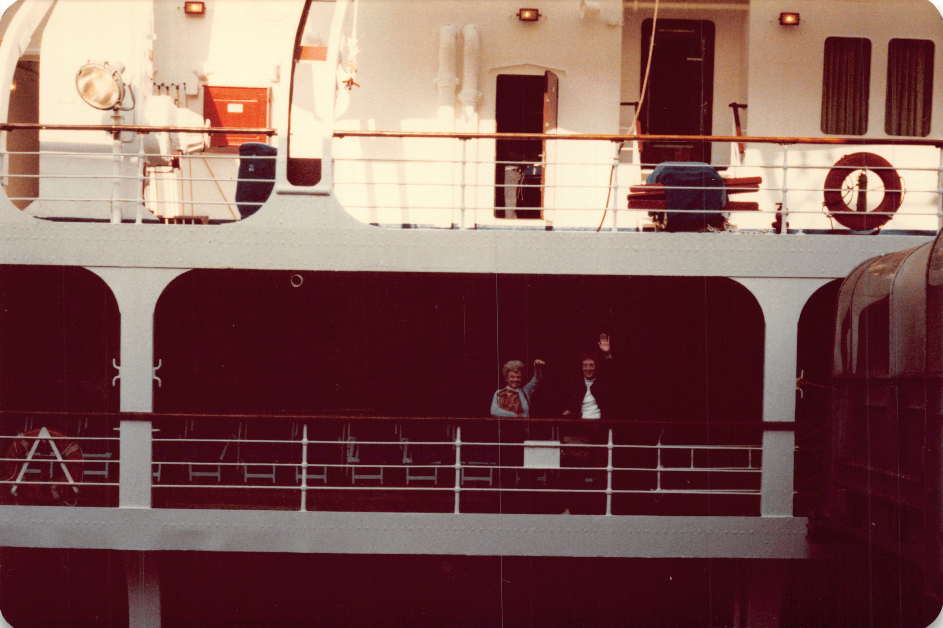 1981_0410.jpg