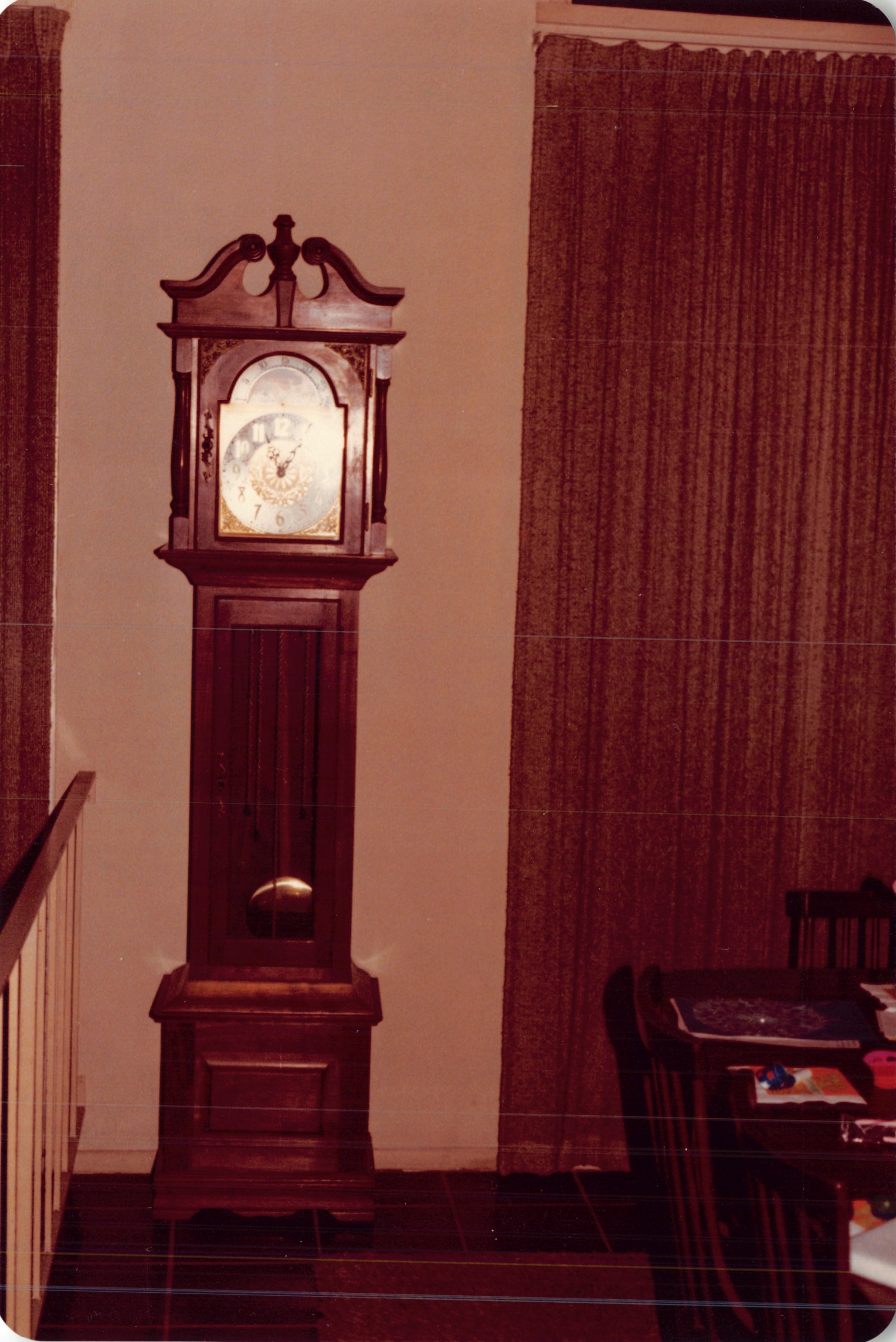 1982a_0556.jpg