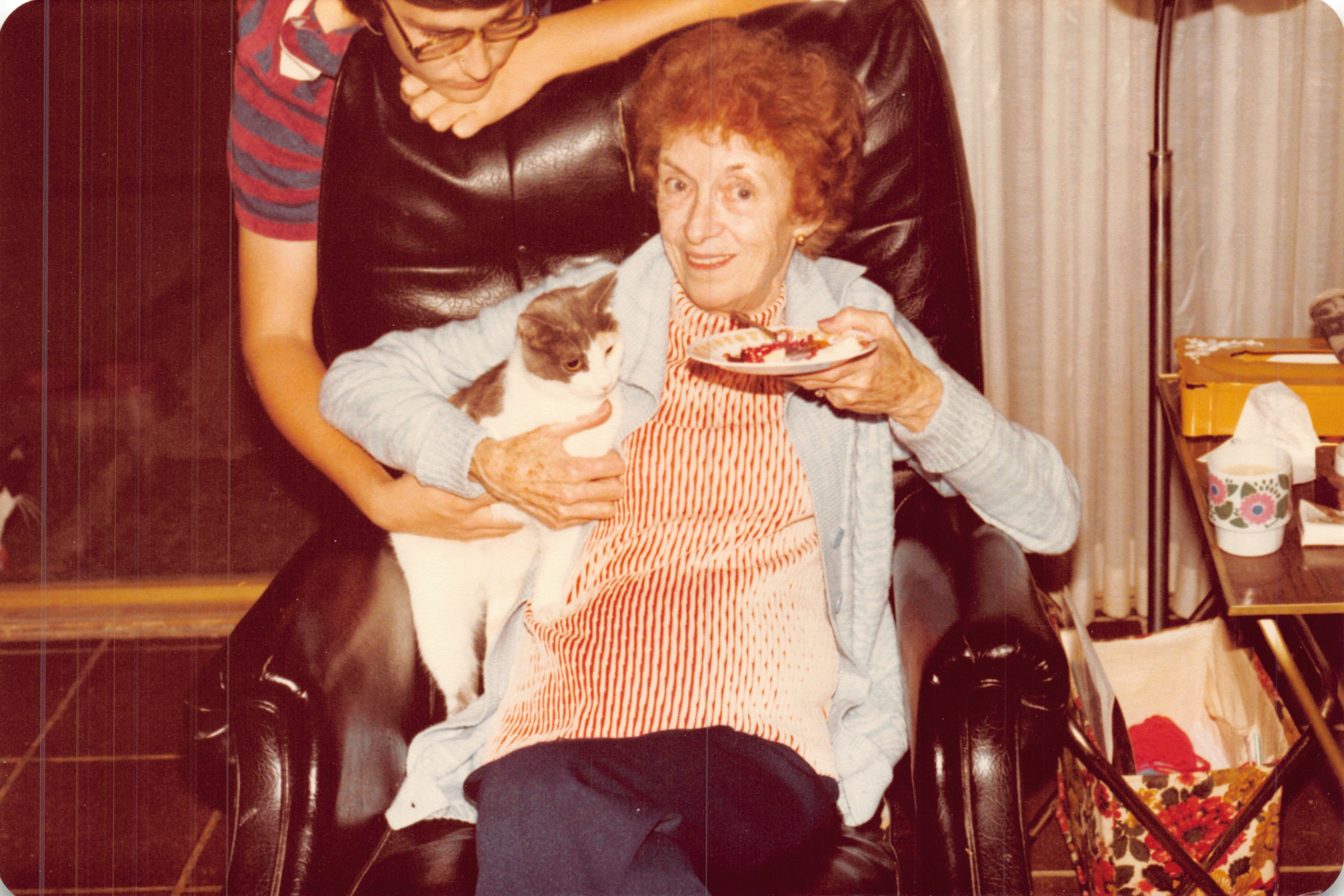 1982a_0562.jpg