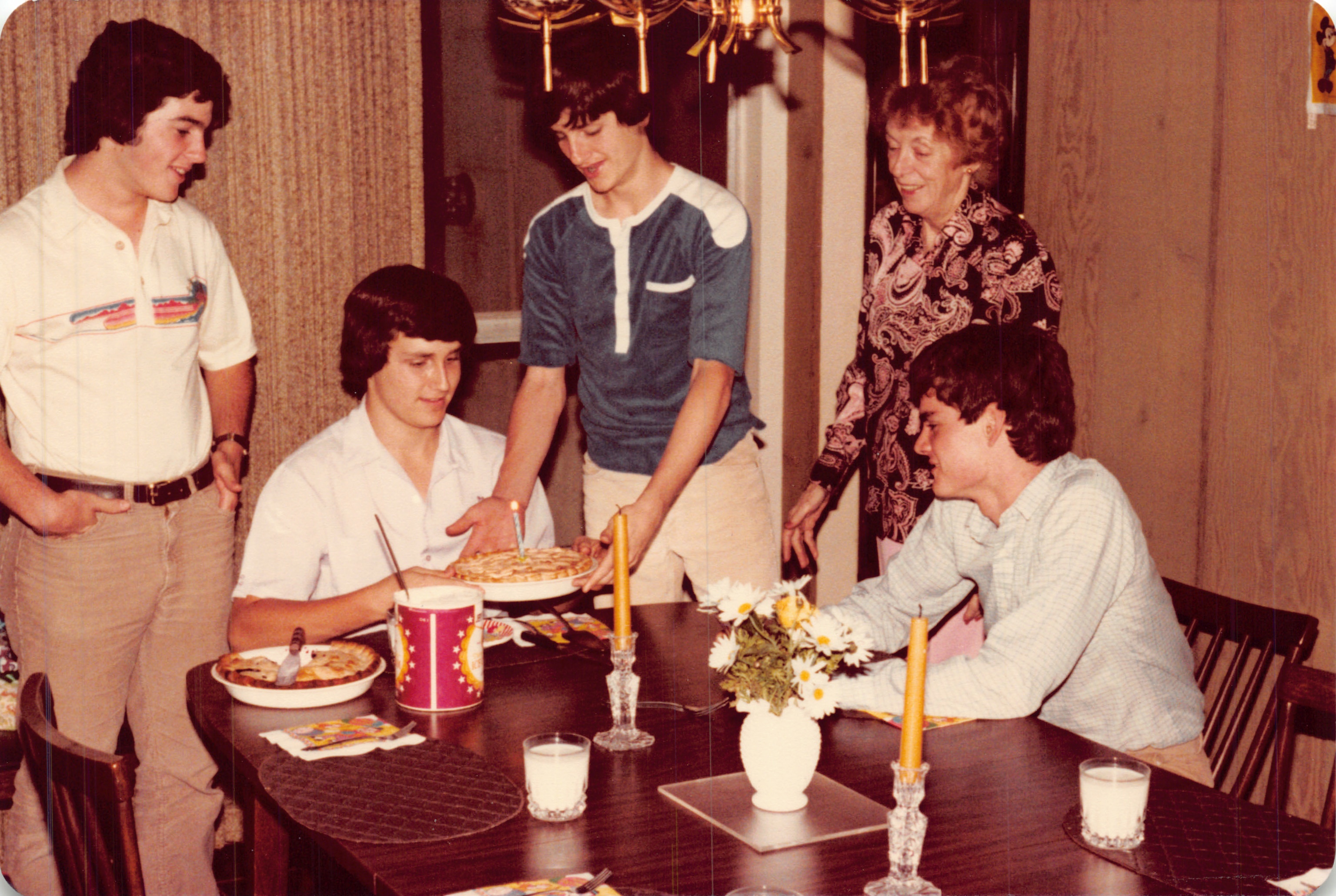 1982a_0577.jpg