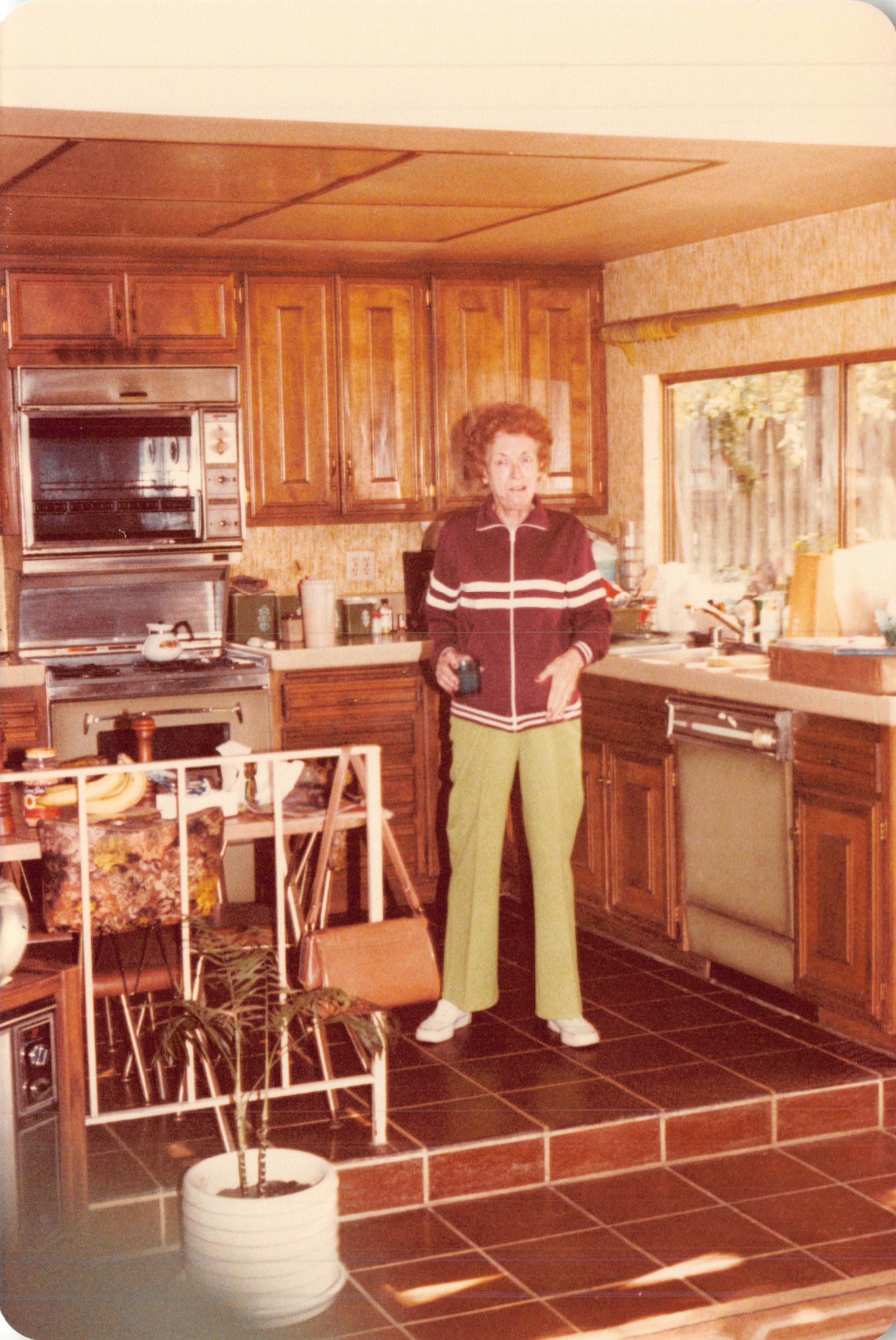 1982a_0597.jpg