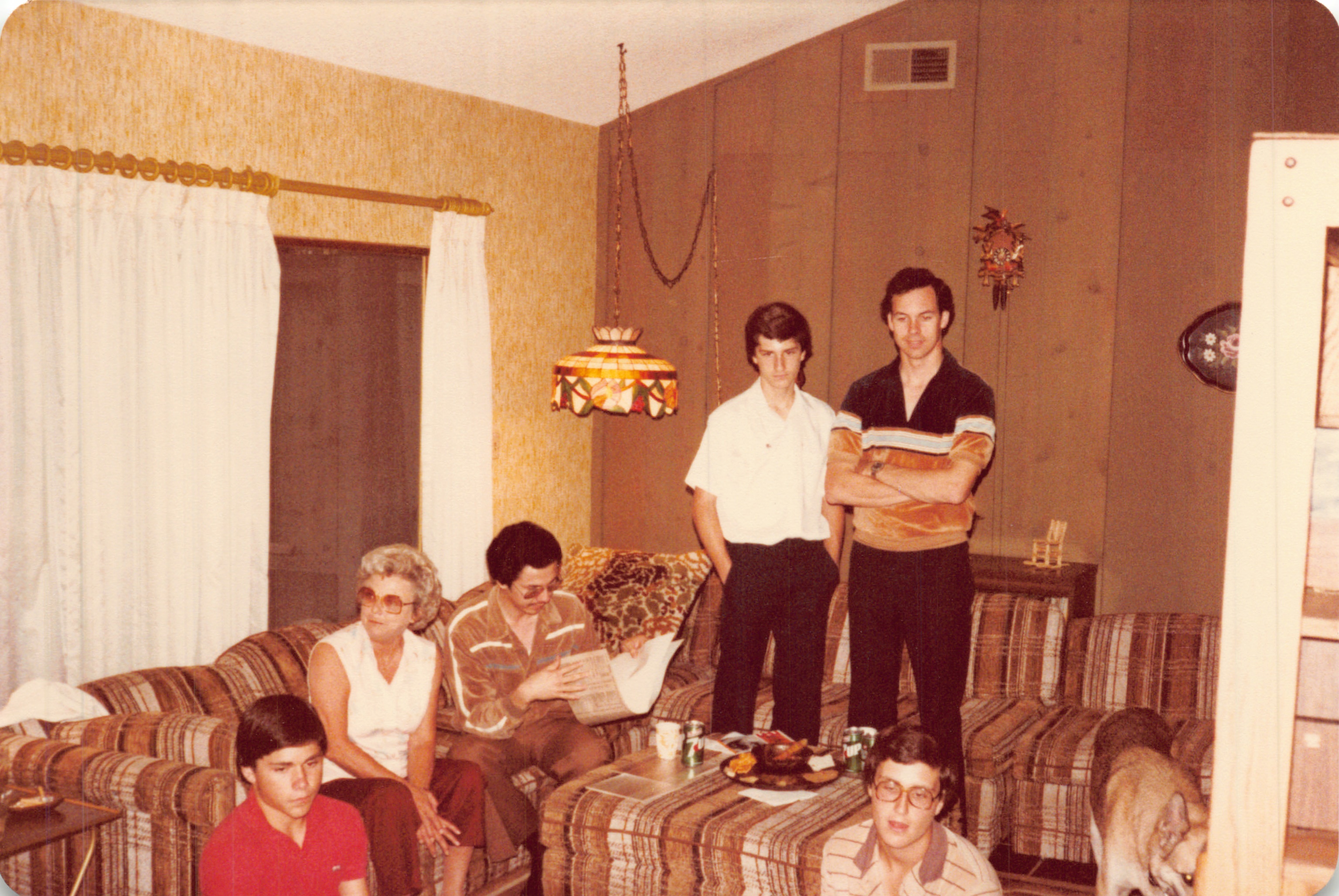 1982a_0645.jpg