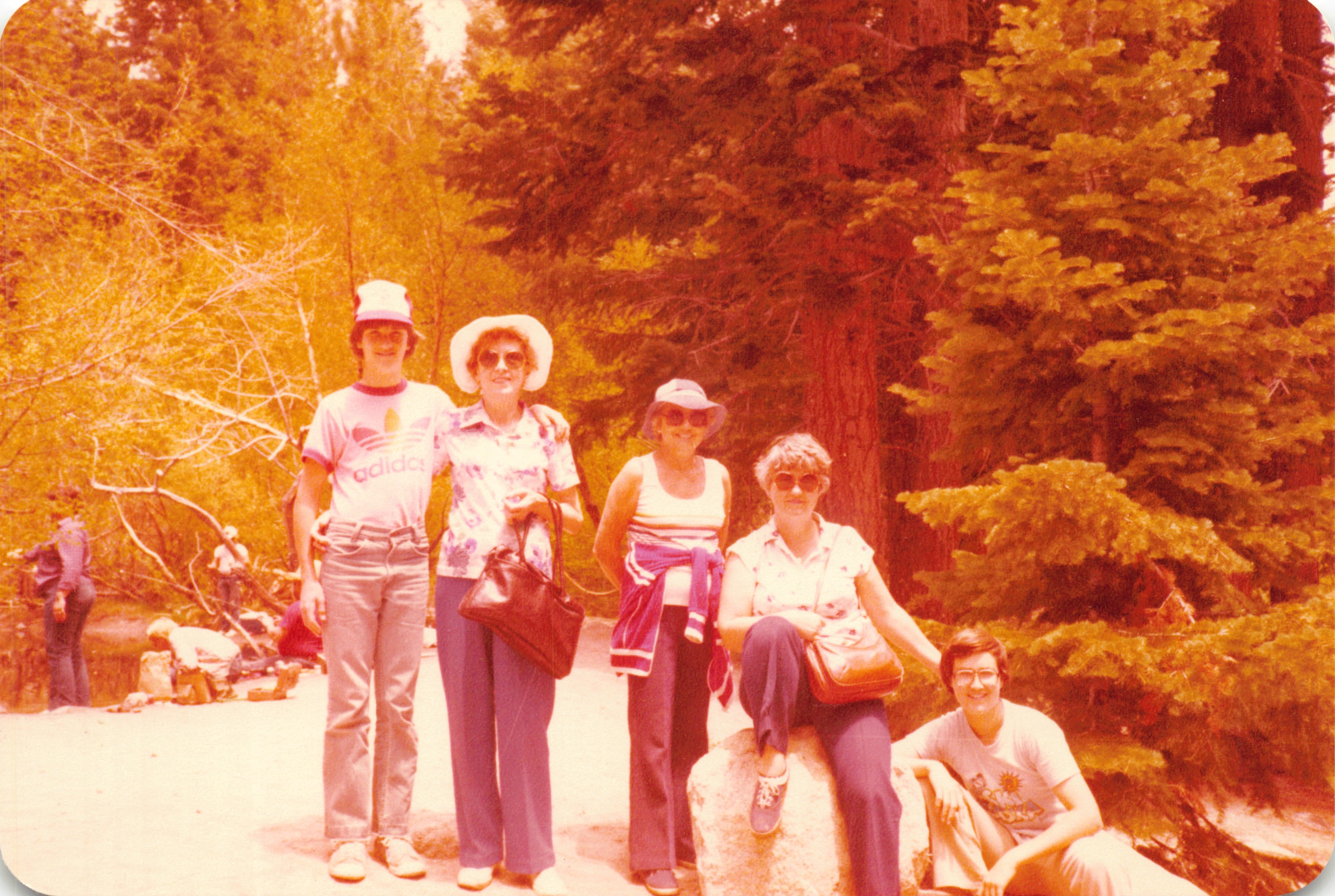 1982a_0682_248.jpg