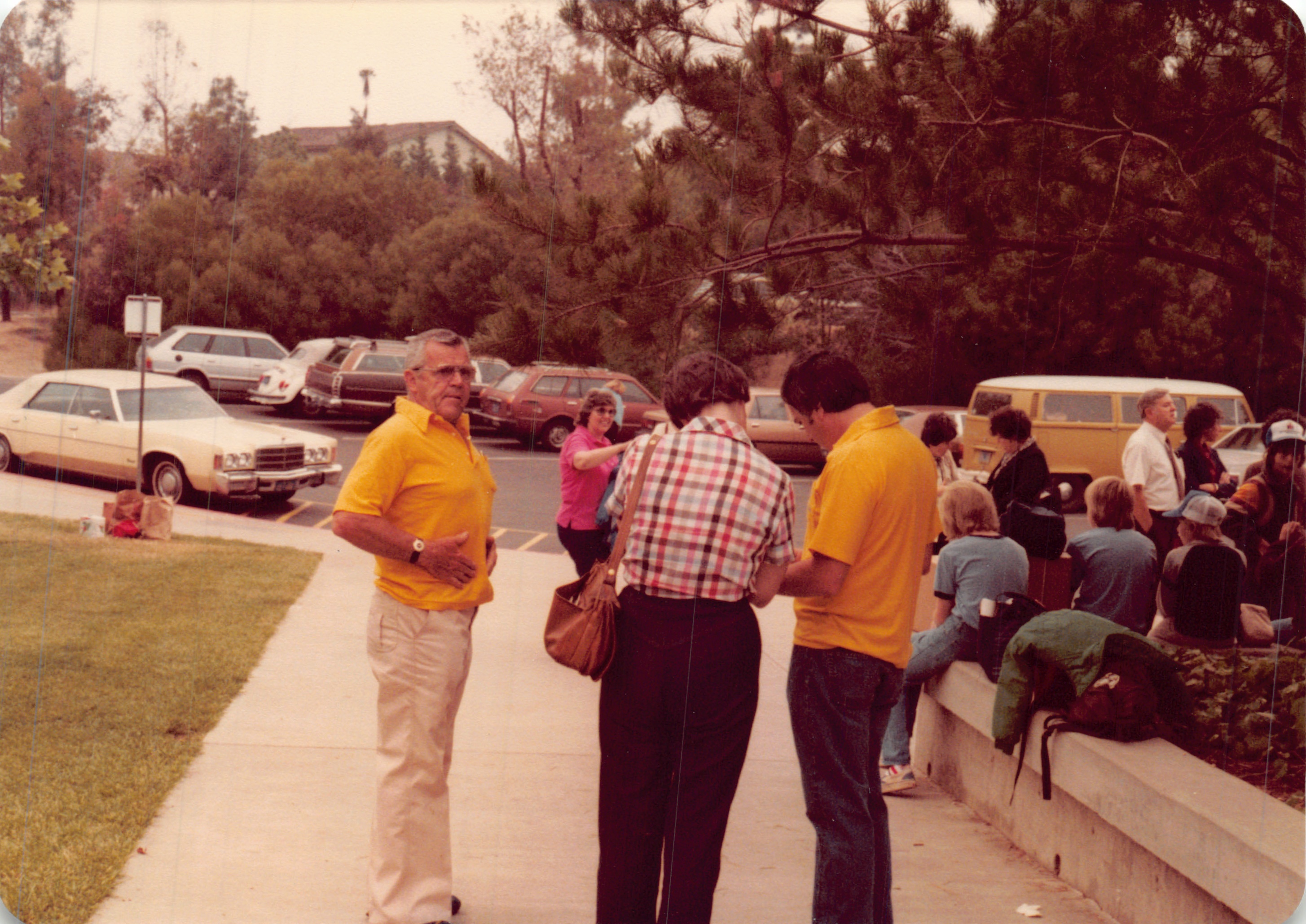 1982a_0697a.jpg