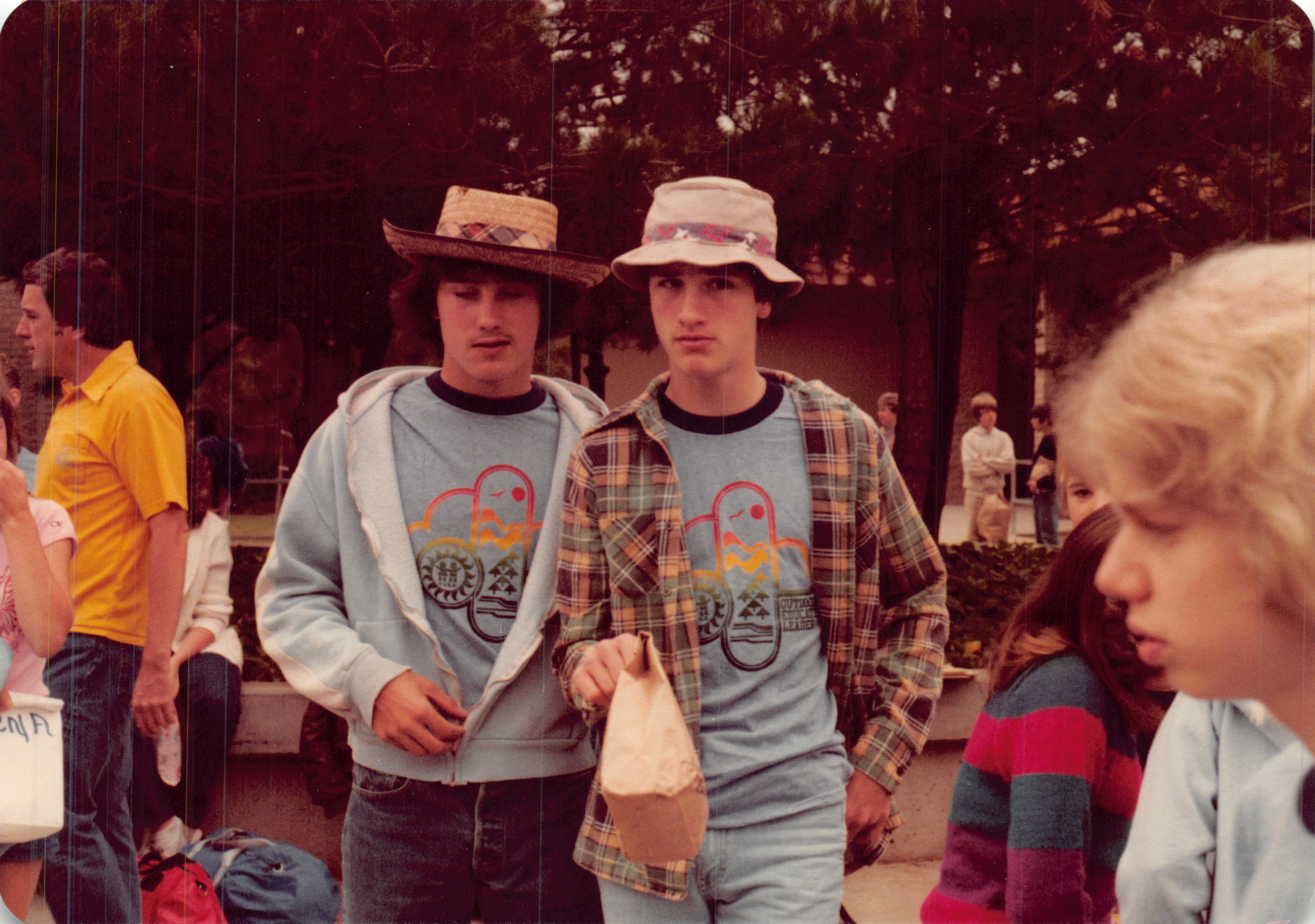 1982a_0698.jpg