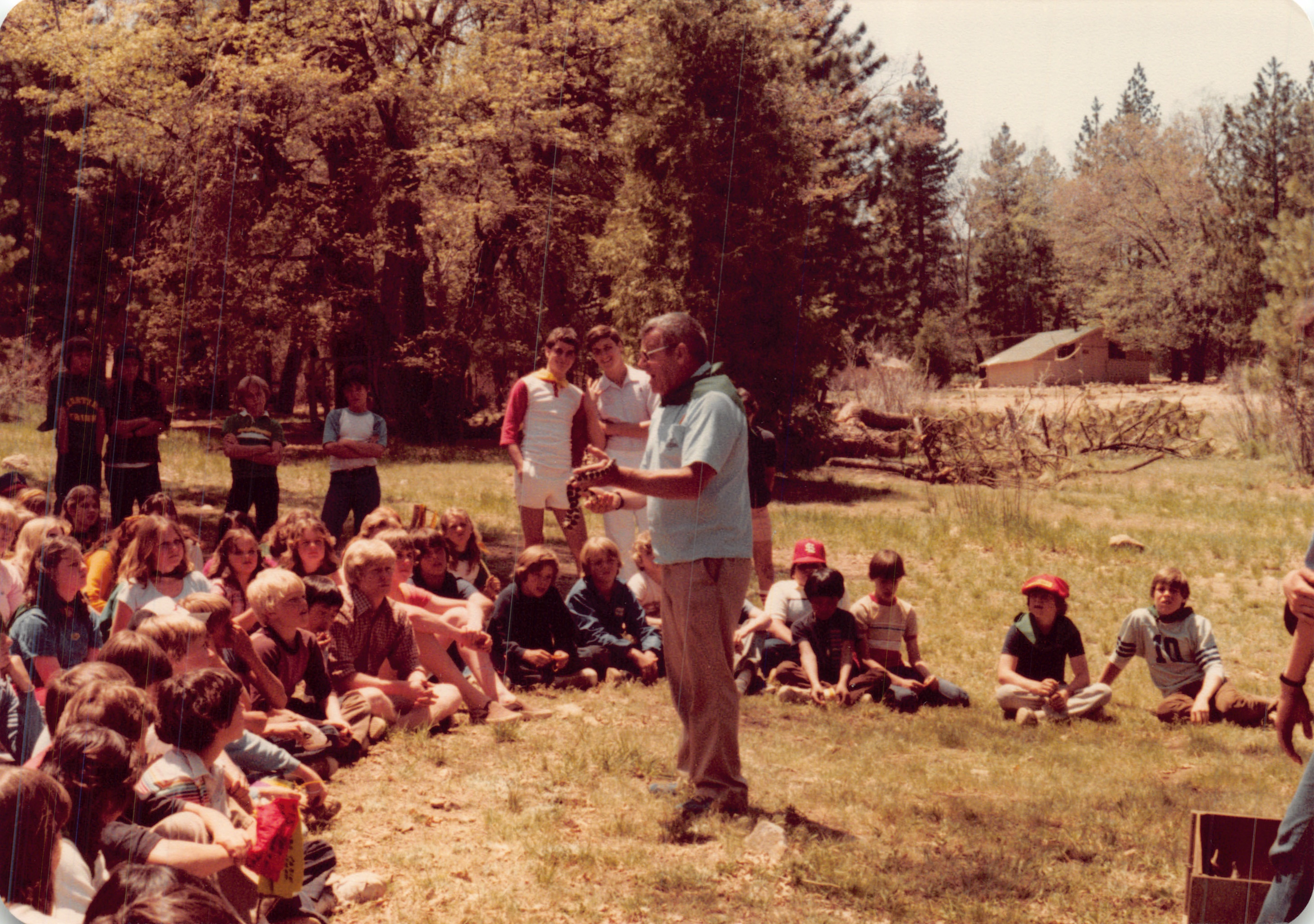 1982a_0700.jpg