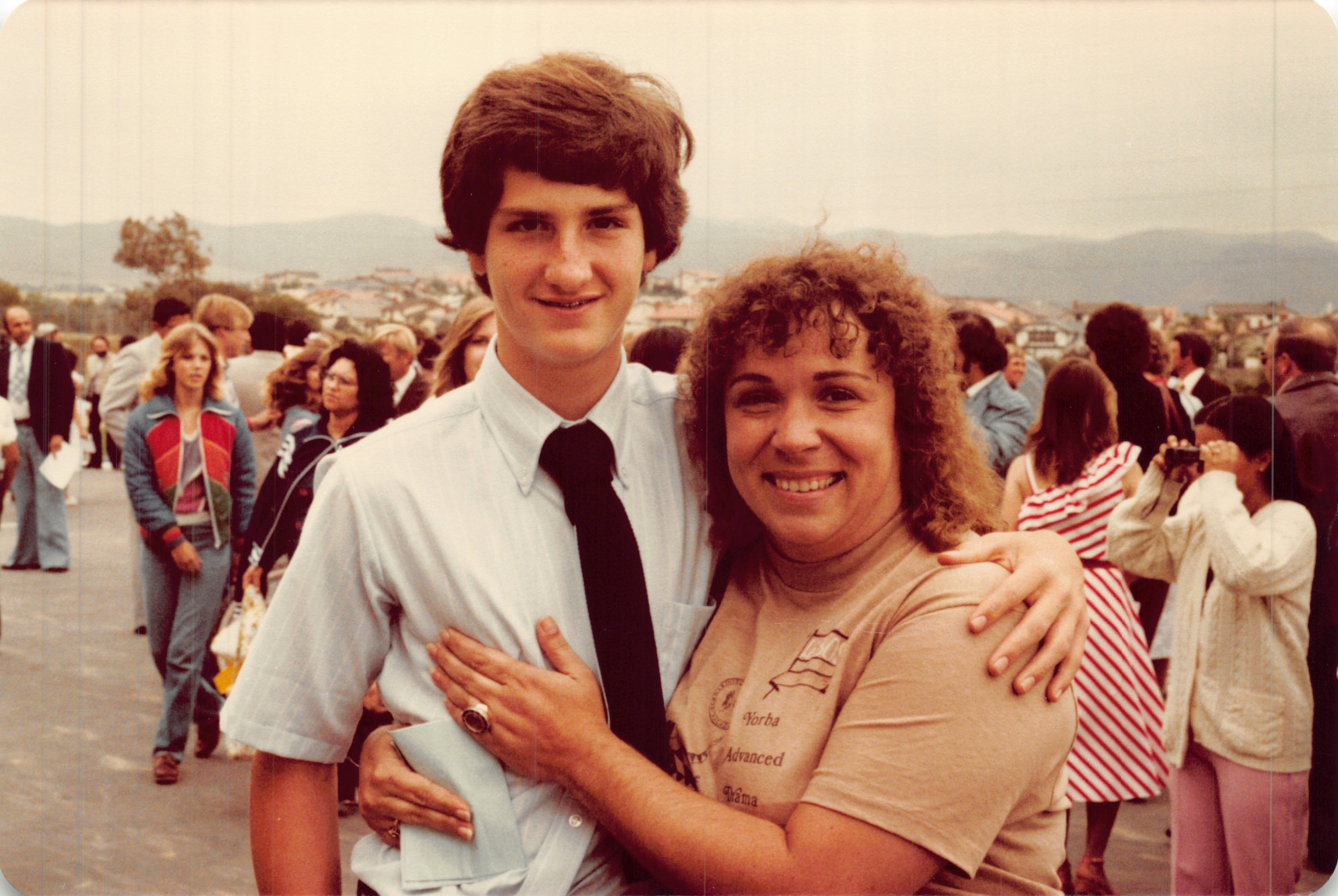 1982a_0723.jpg