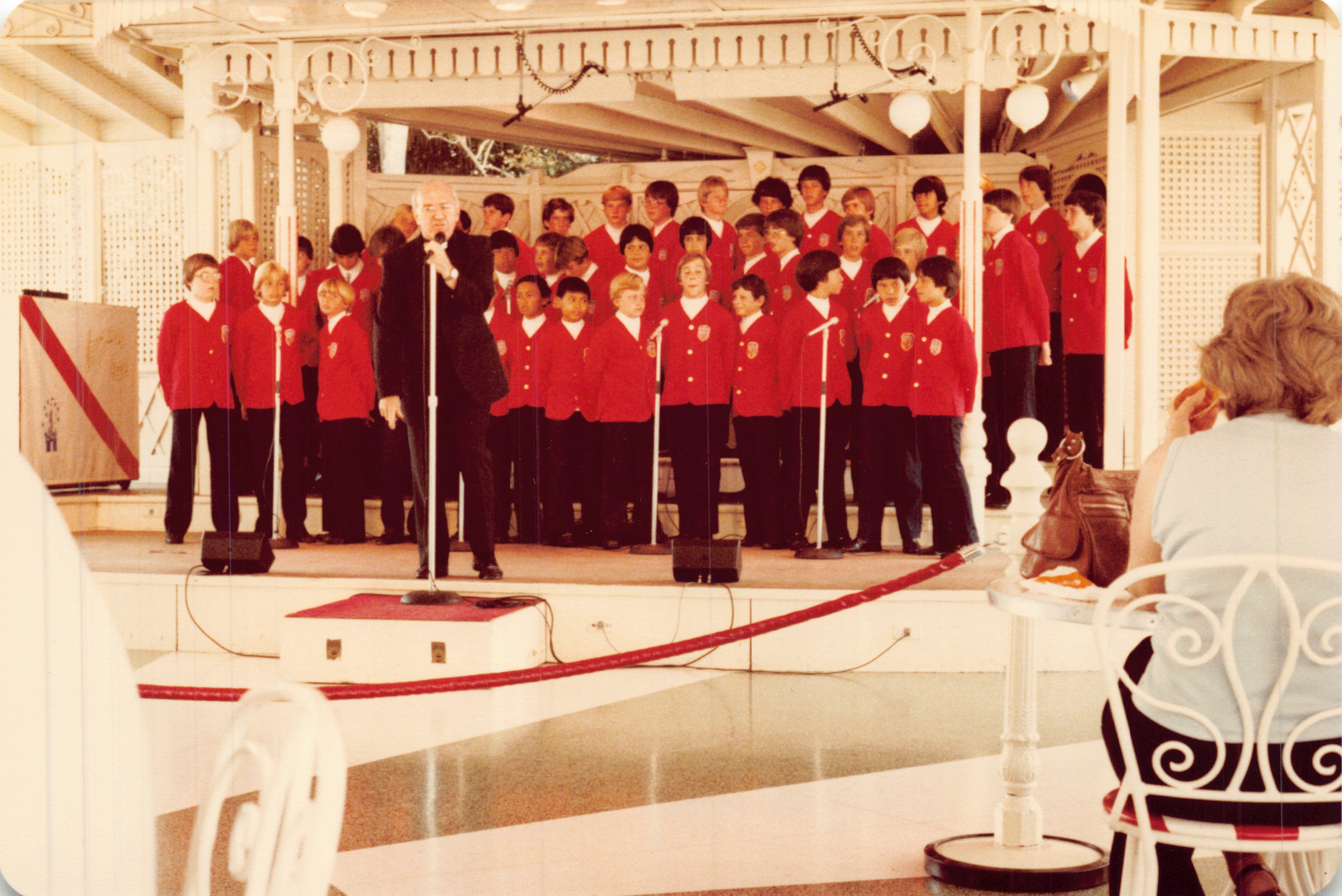 1982a_0761.jpg