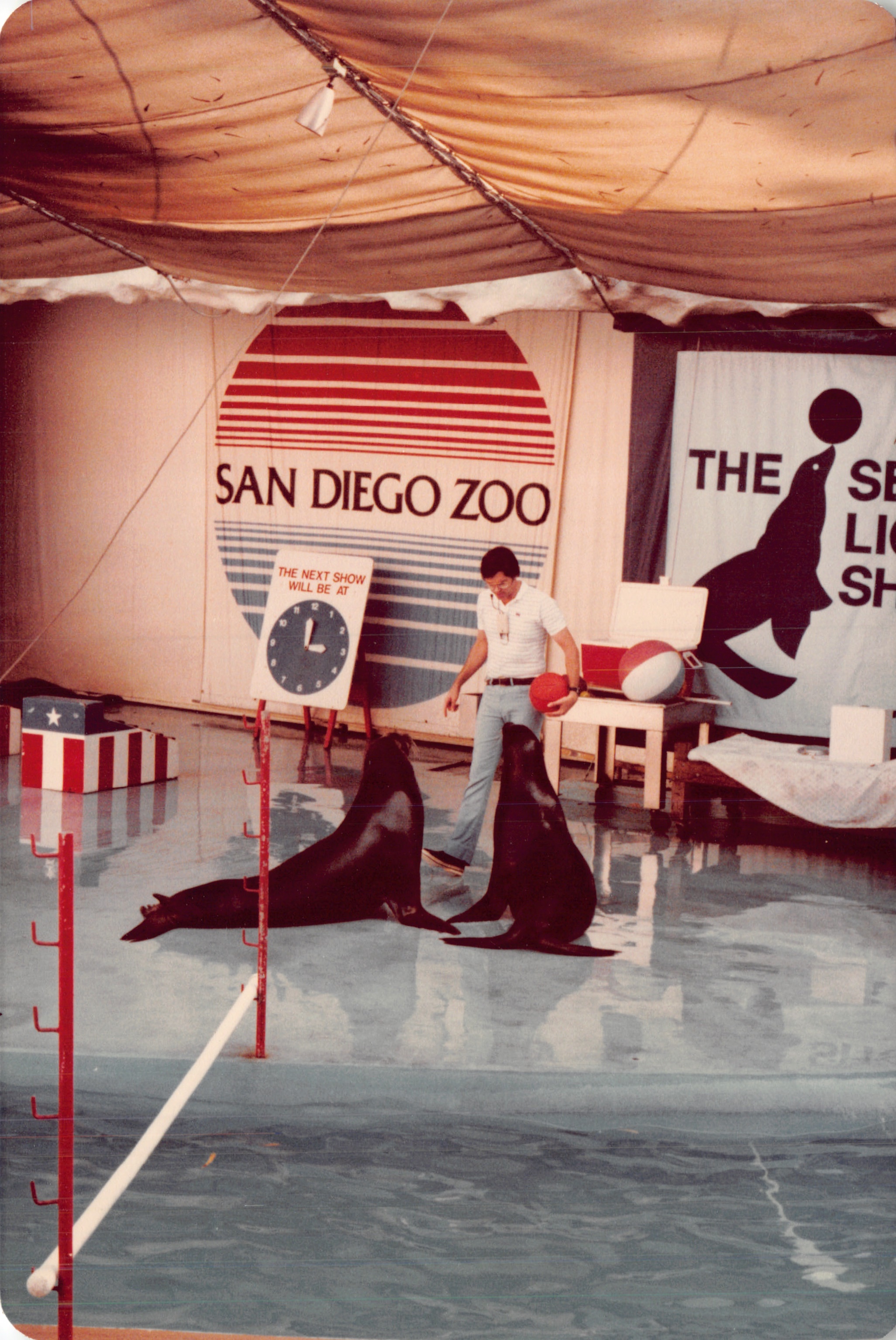 1982a_0765.jpg