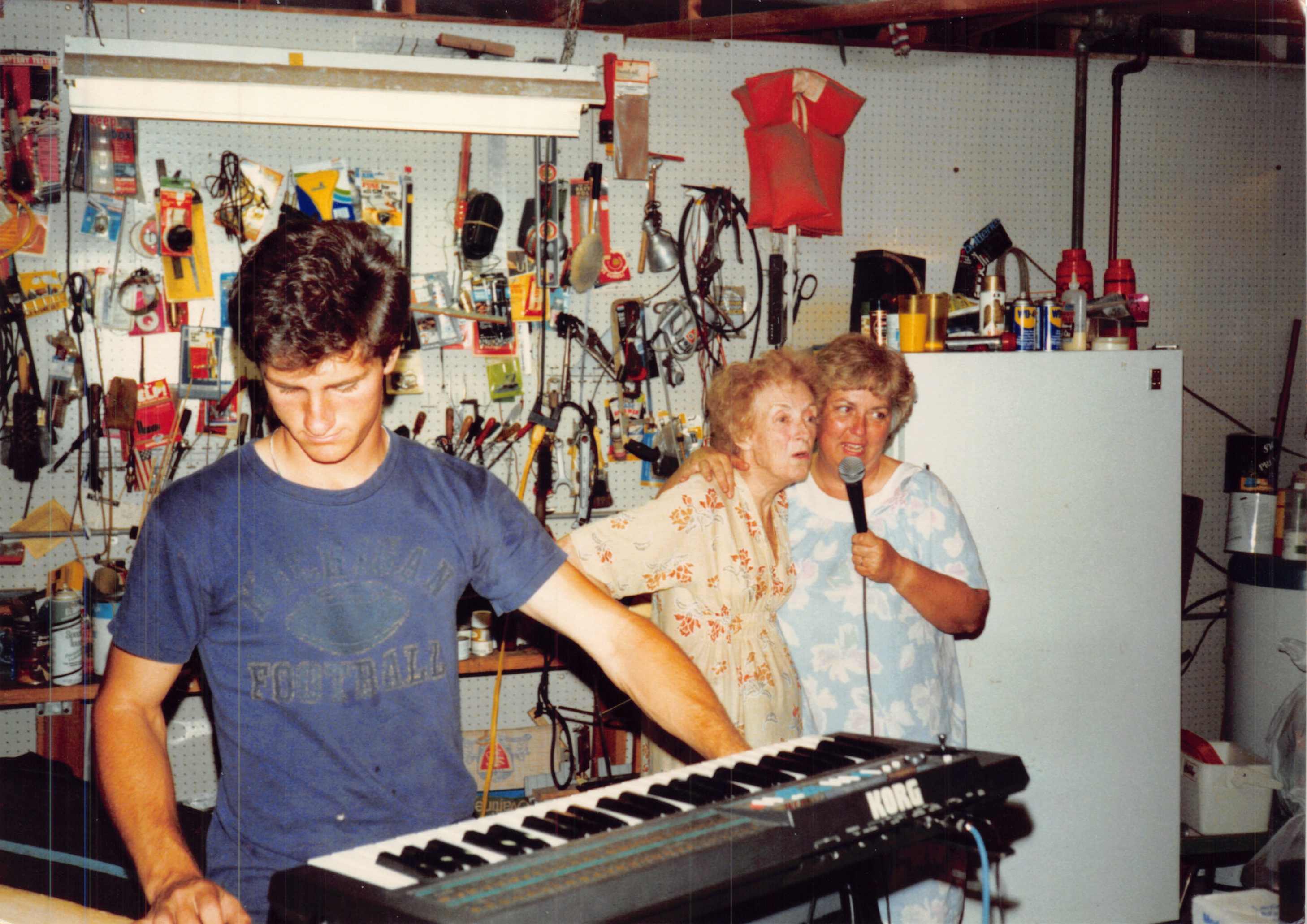 1982a_0855.jpg
