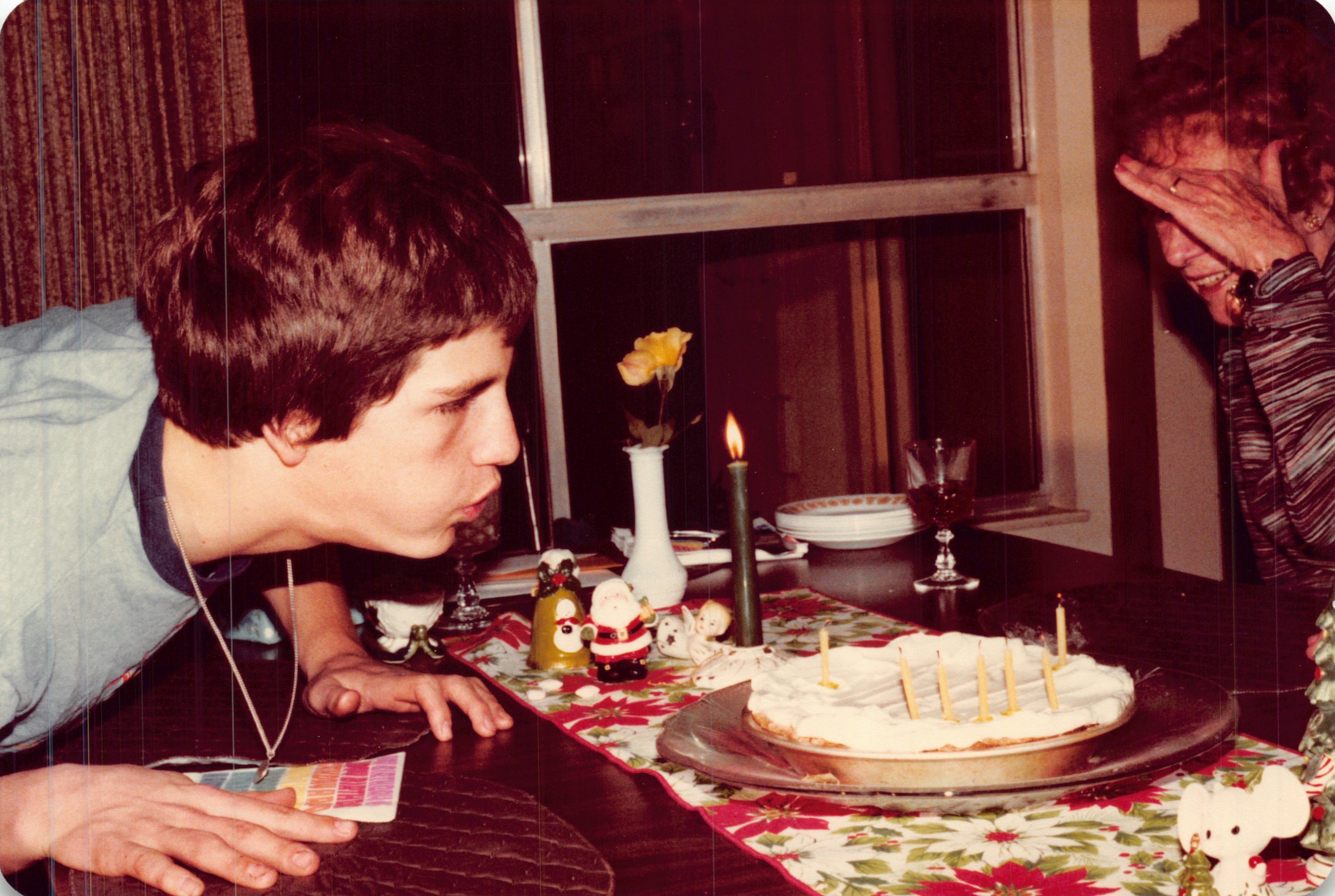 1982c_0906.jpg