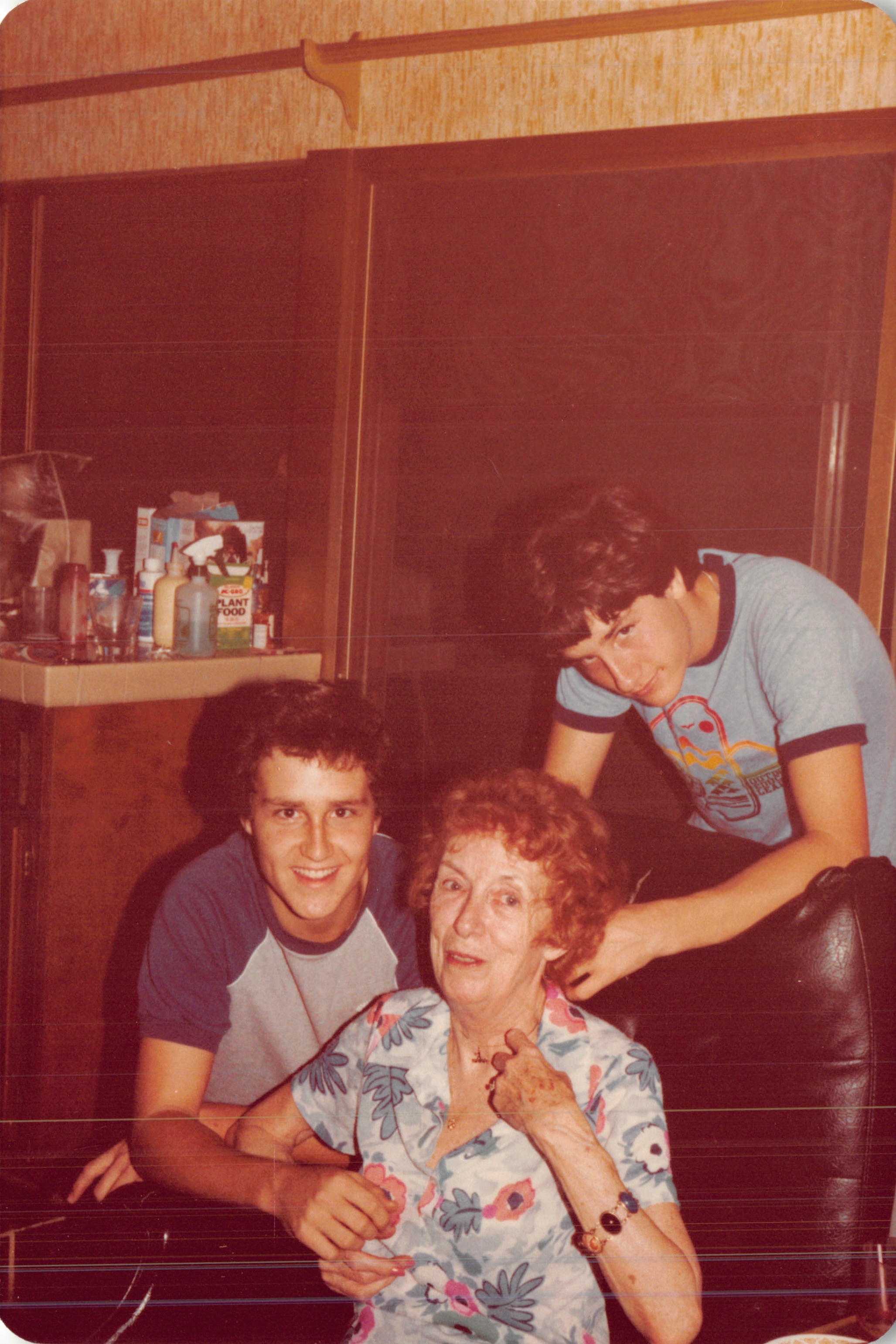 1983a_0949.jpg