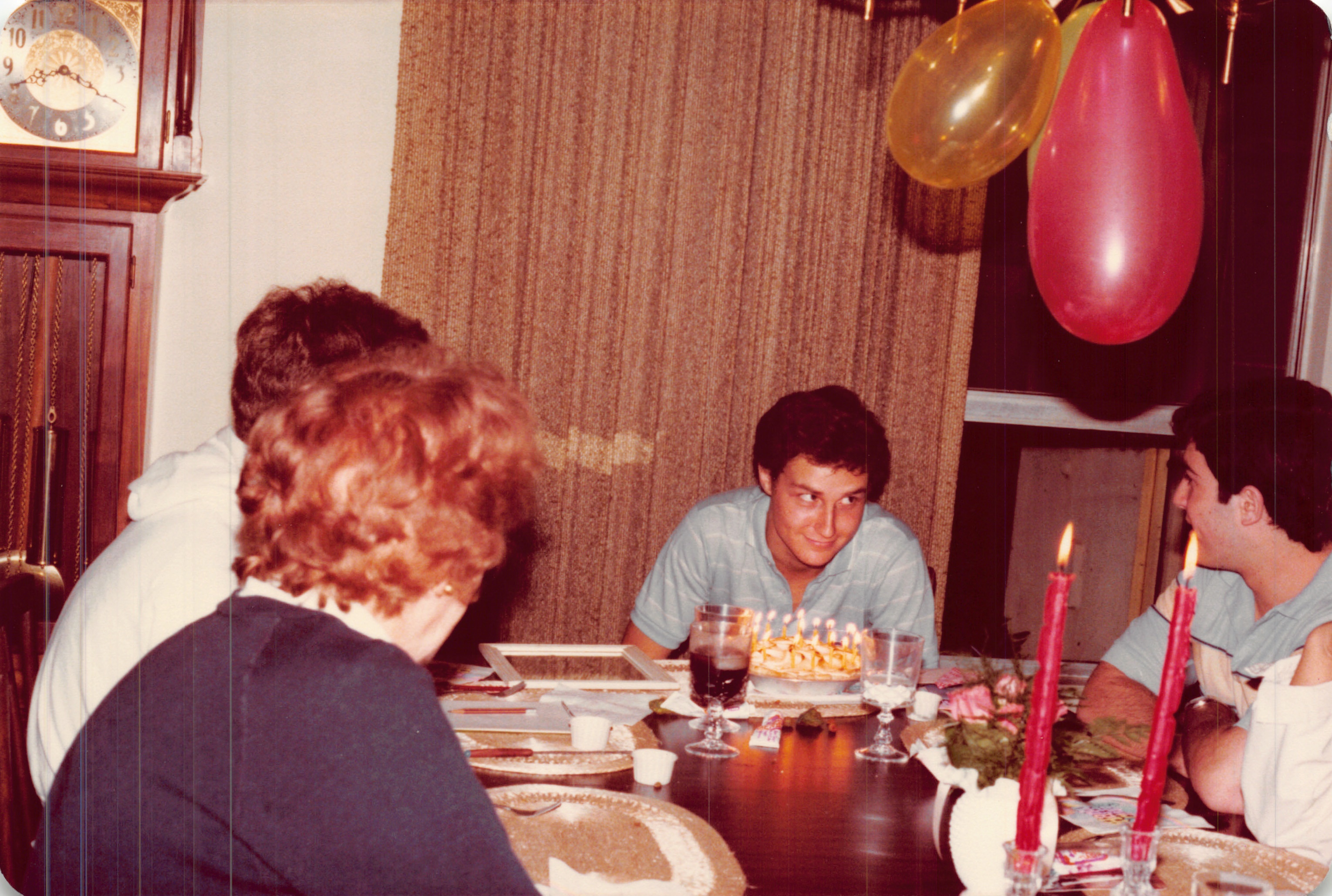 1983a_0976.jpg