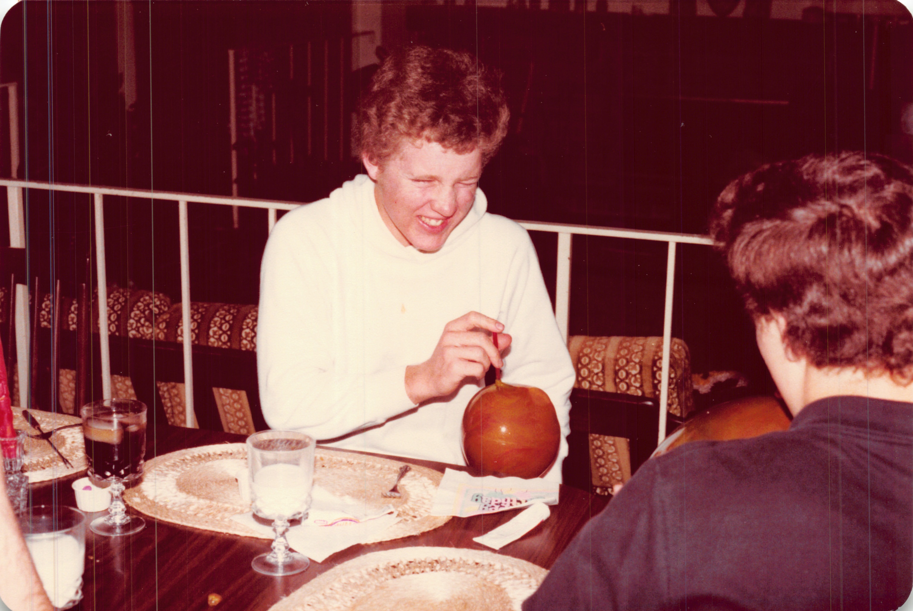 1983a_0977.jpg