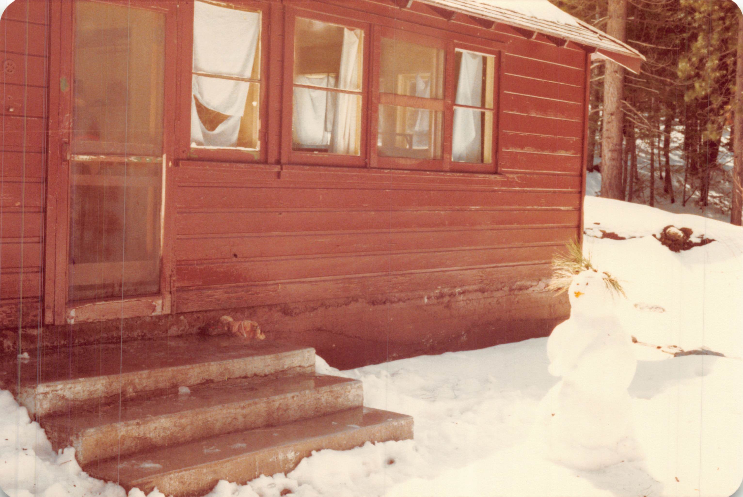 1983a_1005.jpg