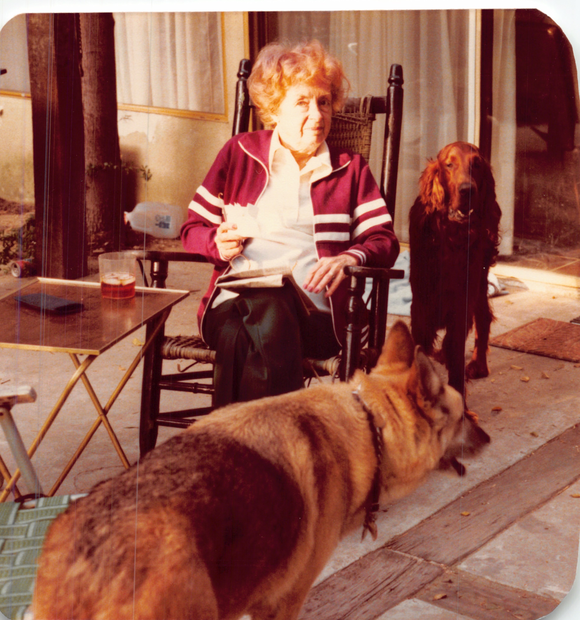 1983a_1011.jpg