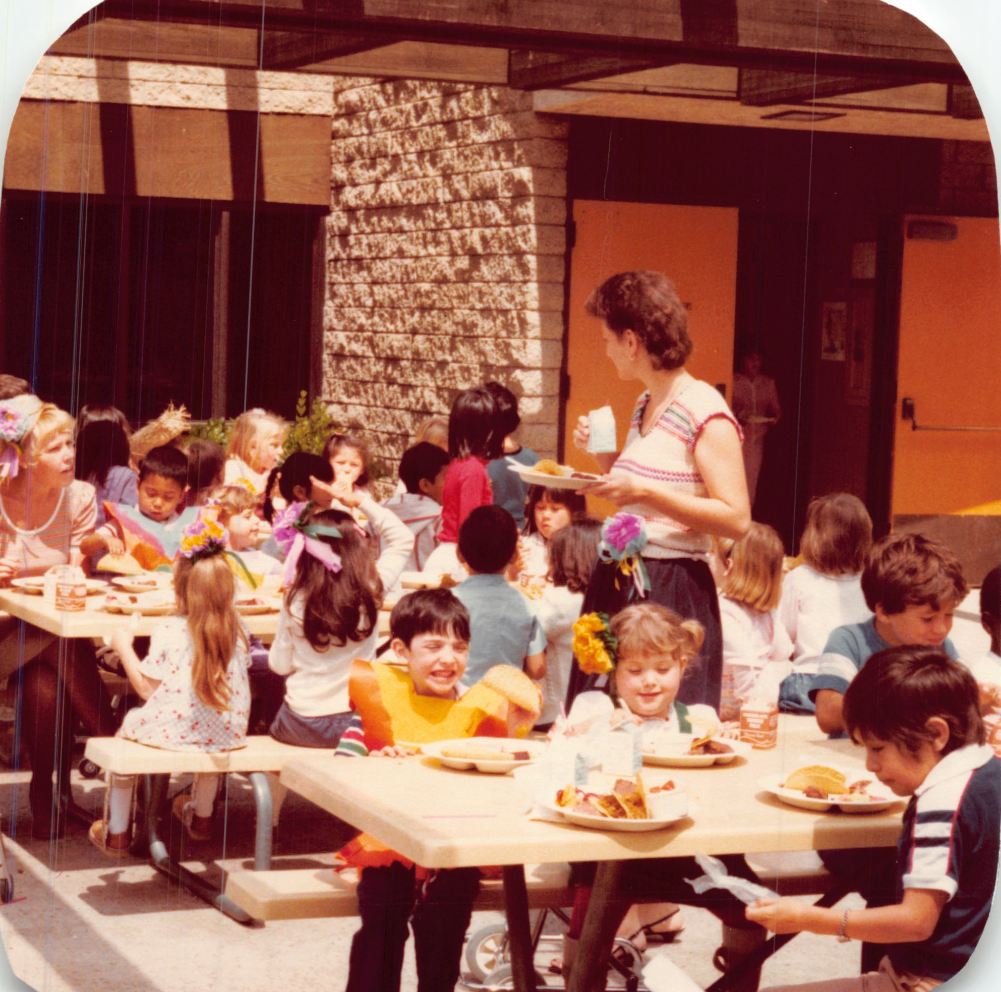 1983a_1013.jpg
